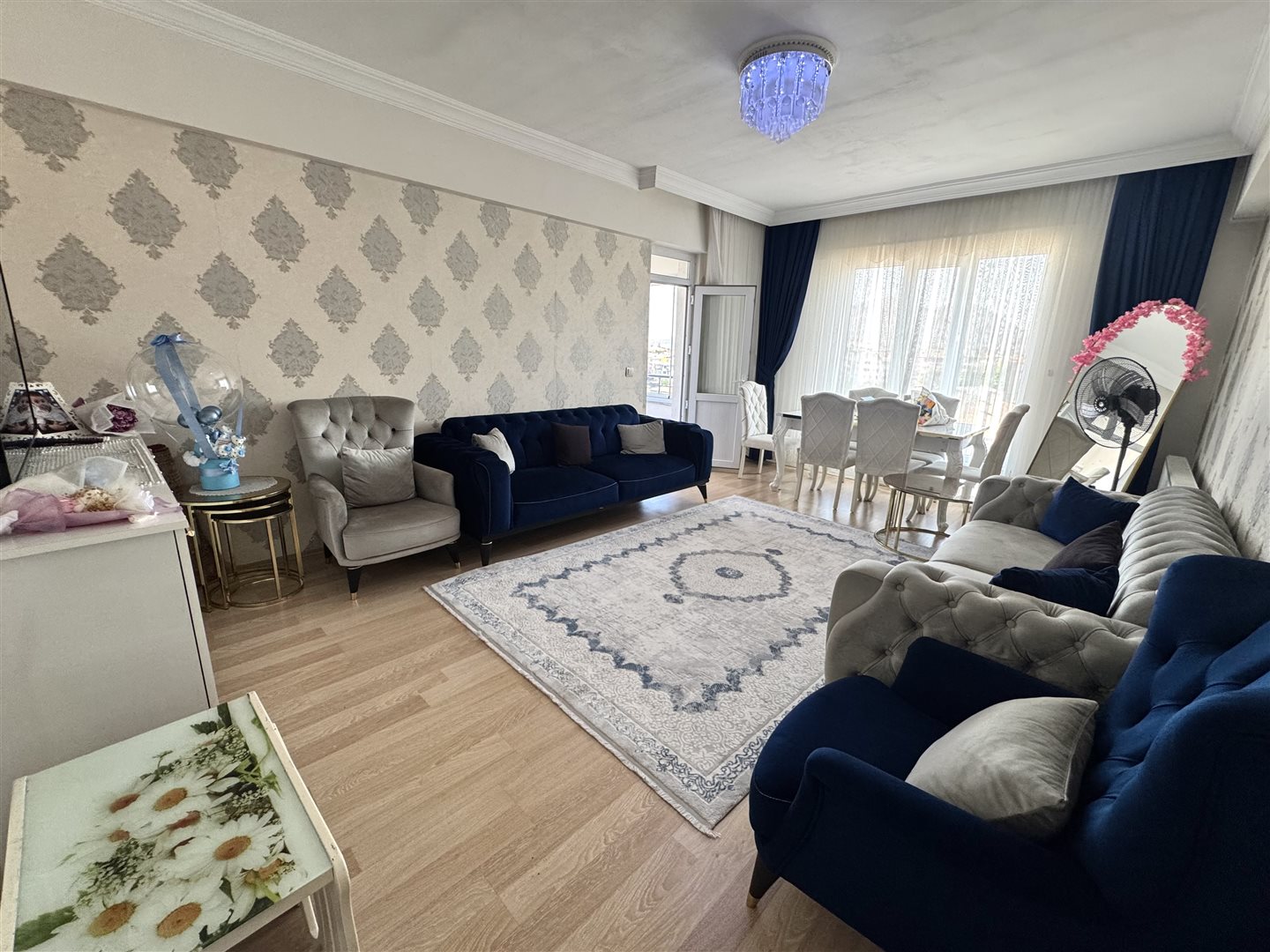 SELÇUKLU'DA KAPALI OTOPARKLI MANZARALI GENİŞ 3+1 SATILIK DAİRE - 2