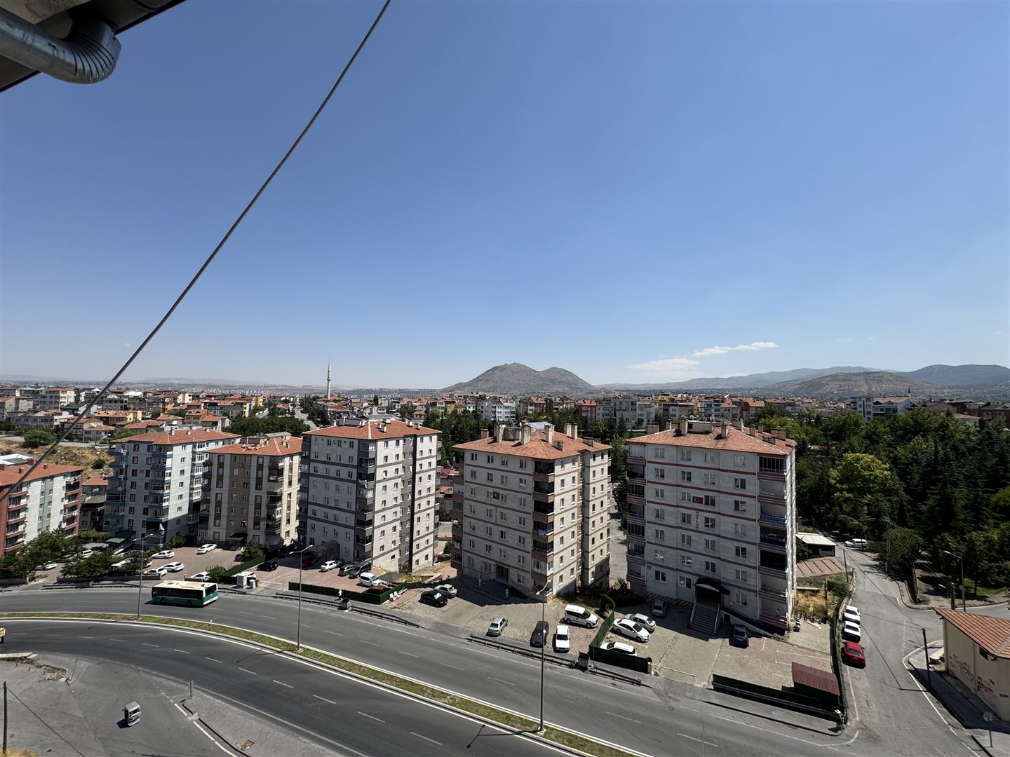 SELÇUKLU'DA KAPALI OTOPARKLI MANZARALI GENİŞ 3+1 SATILIK DAİRE - 26