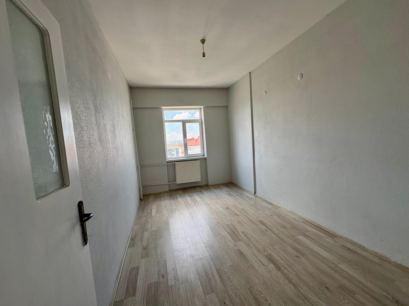 TALAS MEVLANA MERKEZİ KONUMDA SATILIK 3+1 DAİRE - 5