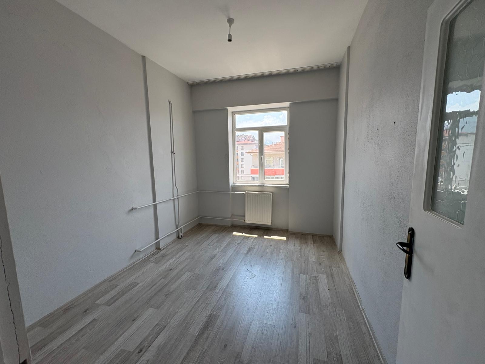 TALAS MEVLANA MERKEZİ KONUMDA SATILIK 3+1 DAİRE - 8