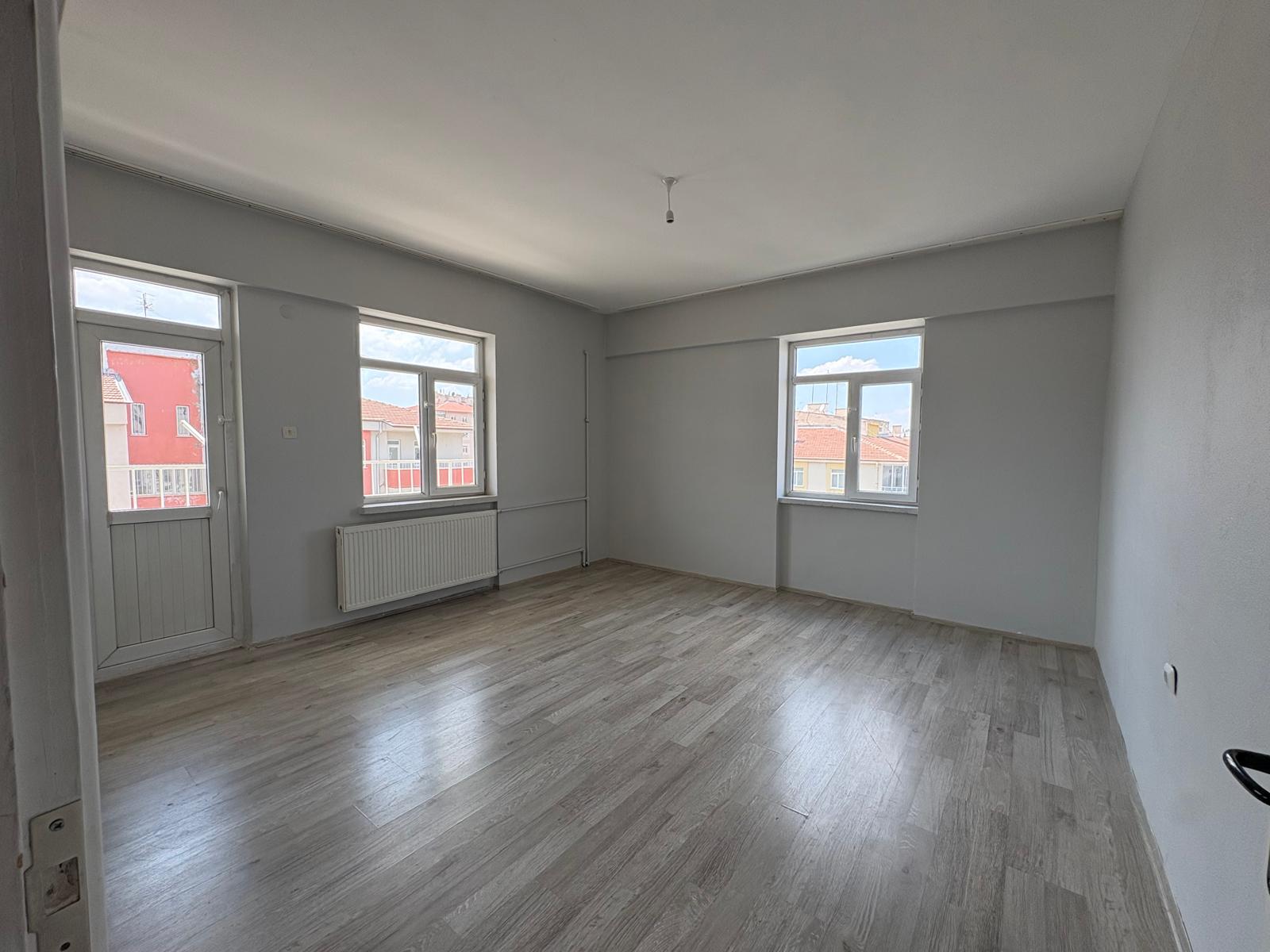TALAS MEVLANA MERKEZİ KONUMDA SATILIK 3+1 DAİRE - 6