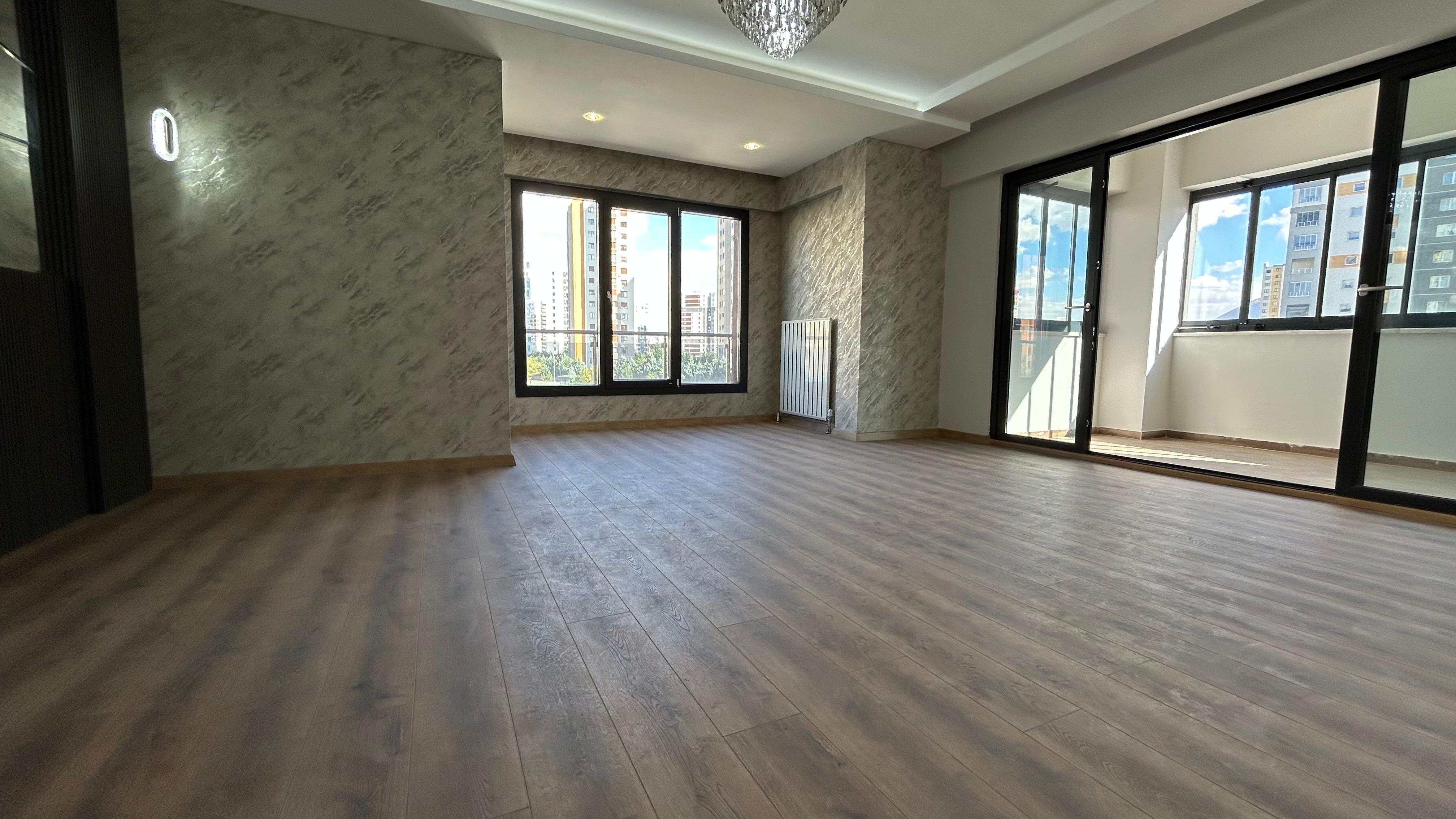 YAKUT MAH. MERKEZİNDE SATILIK ULTRA LÜKS 4+1 DAİRE ! - 23