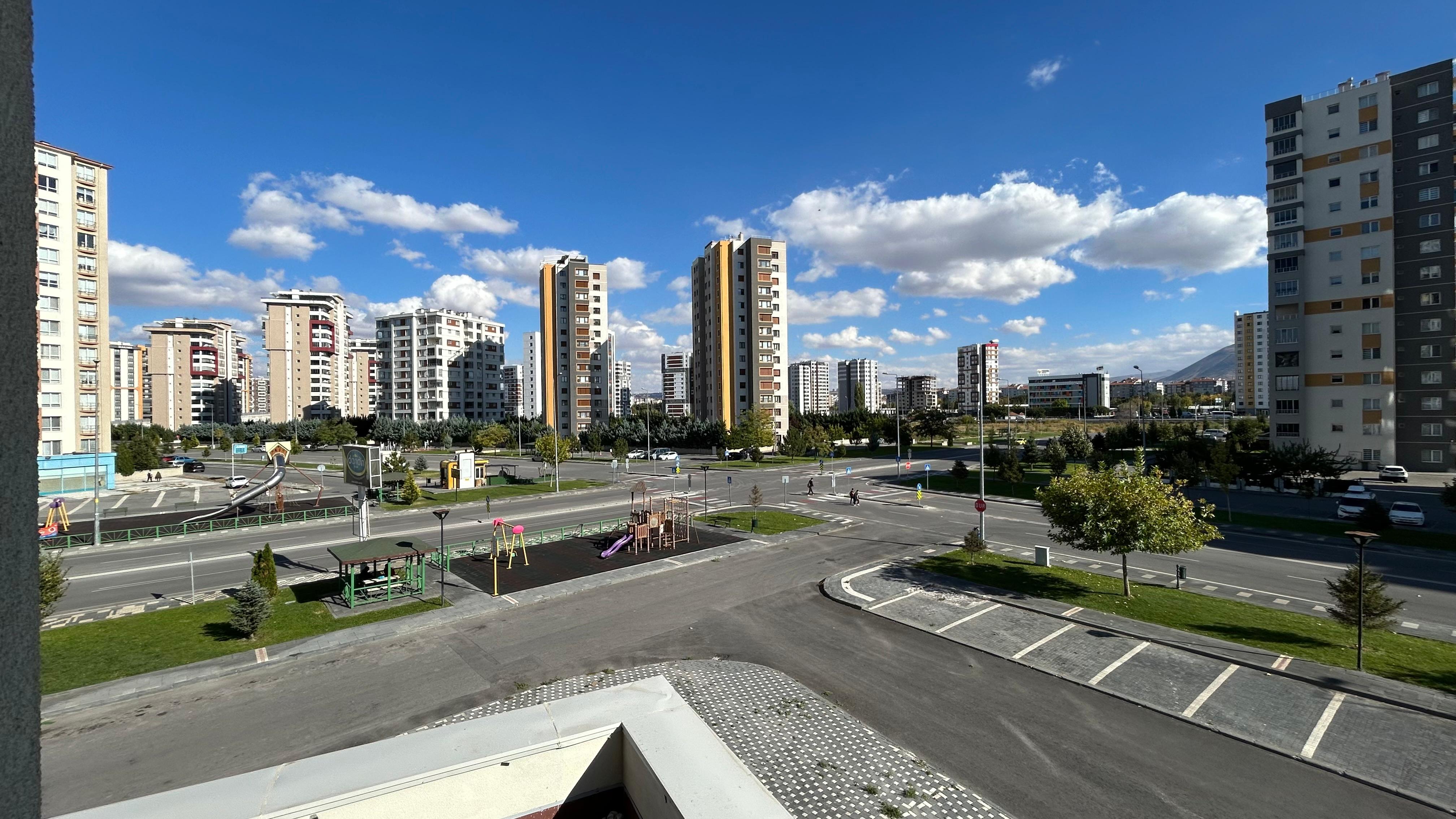 YAKUT MAH. MERKEZİNDE SATILIK ULTRA LÜKS 4+1 DAİRE ! - 17