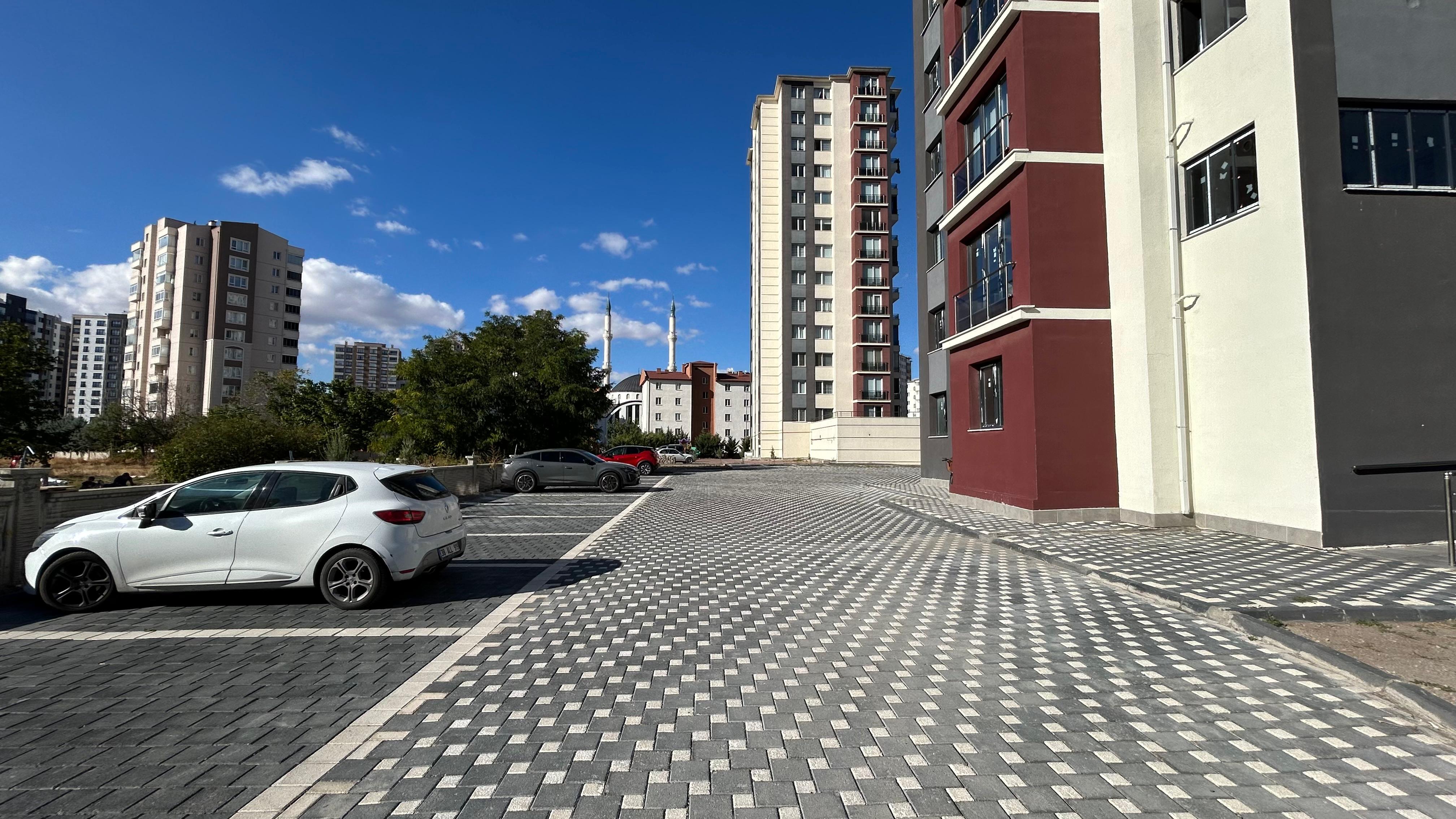 YAKUT MAH. MERKEZİNDE SATILIK ULTRA LÜKS 4+1 DAİRE ! - 3