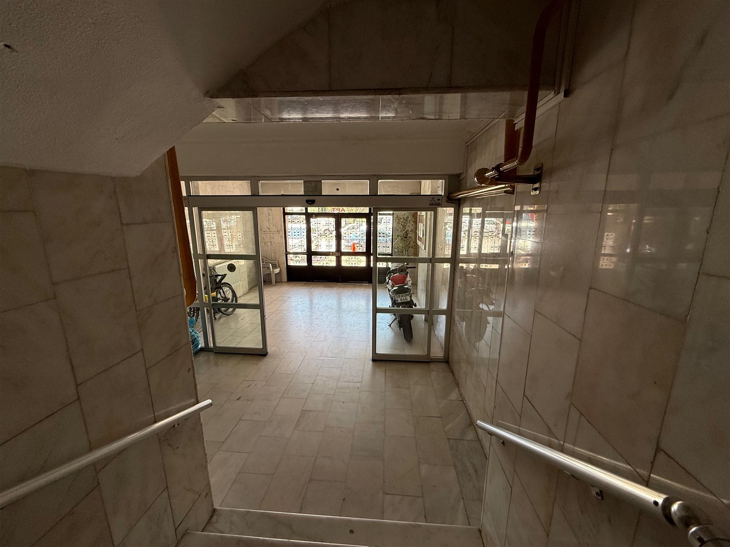 OSMAN KAVUNCU MAHALLESİ’NDE 3+1, 140 M² NET DAİRE - 2