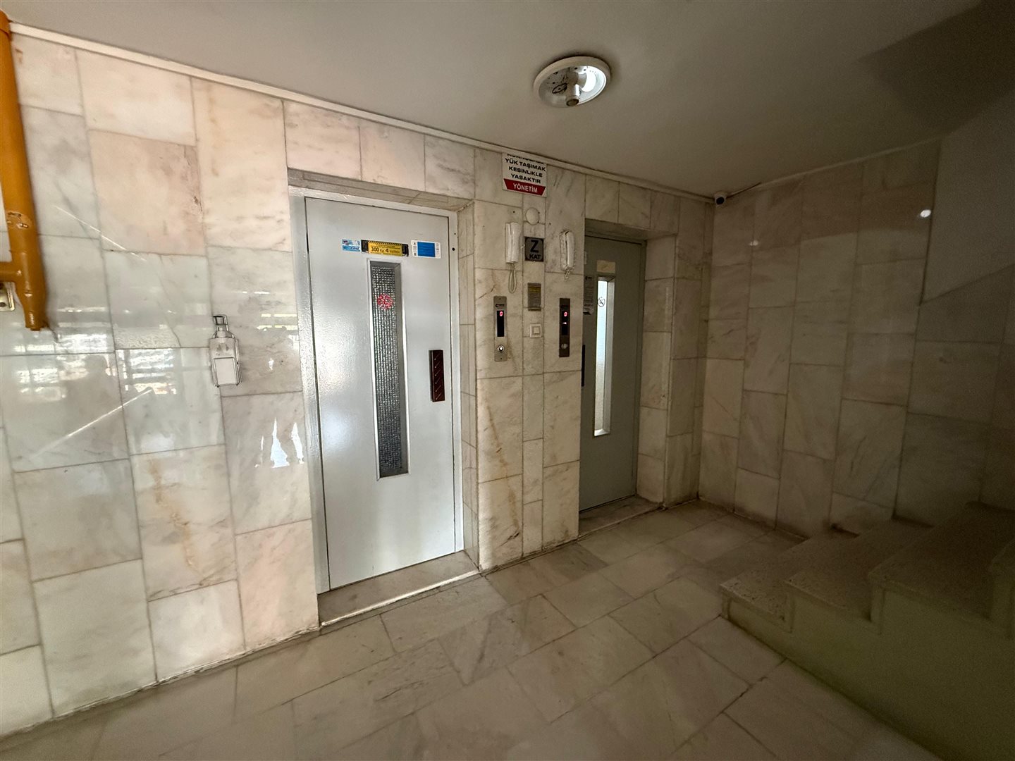 OSMAN KAVUNCU MAHALLESİ’NDE 3+1, 140 M² NET DAİRE - 3