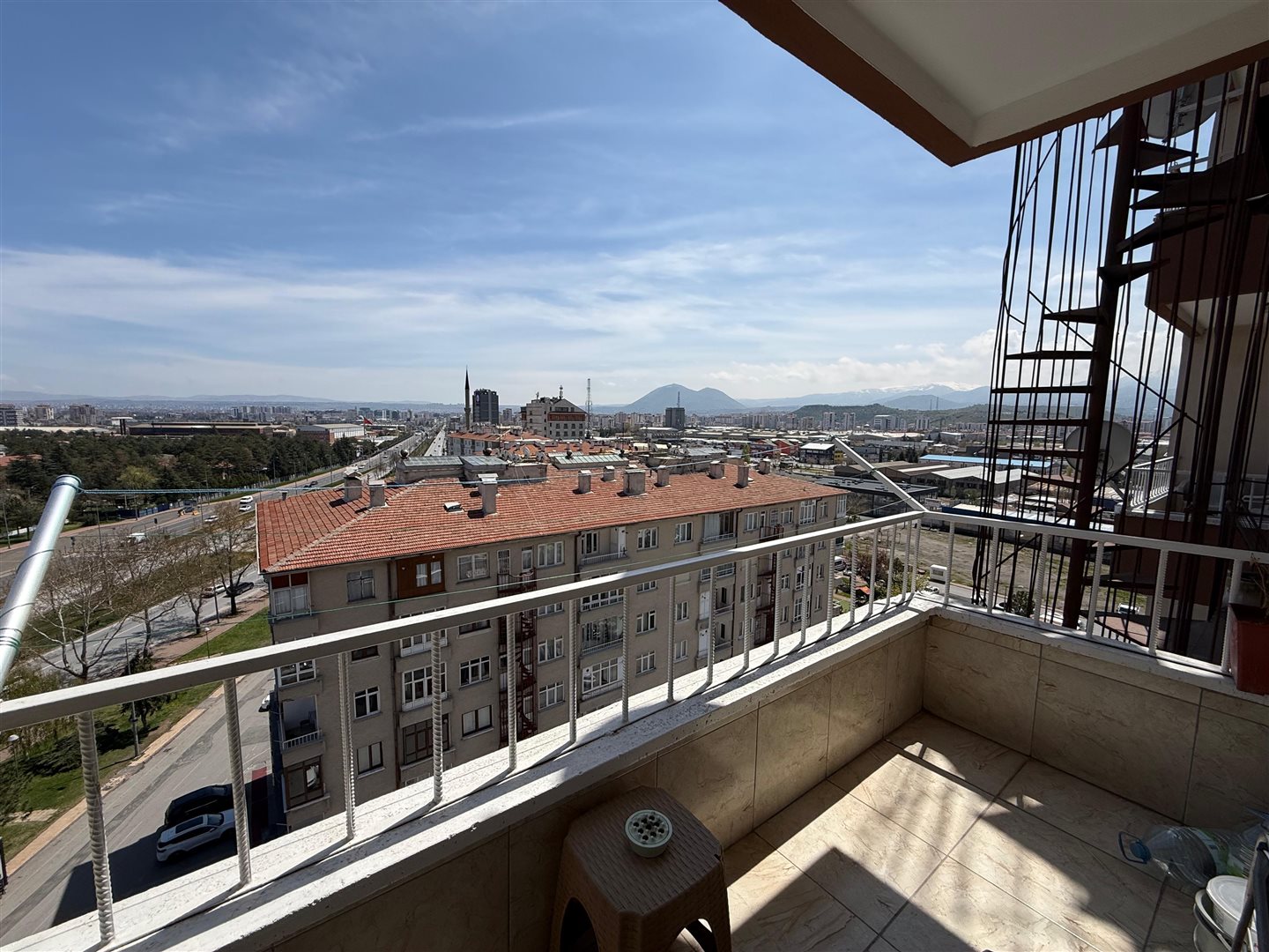 OSMAN KAVUNCU MAHALLESİ’NDE 3+1, 140 M² NET DAİRE - 23