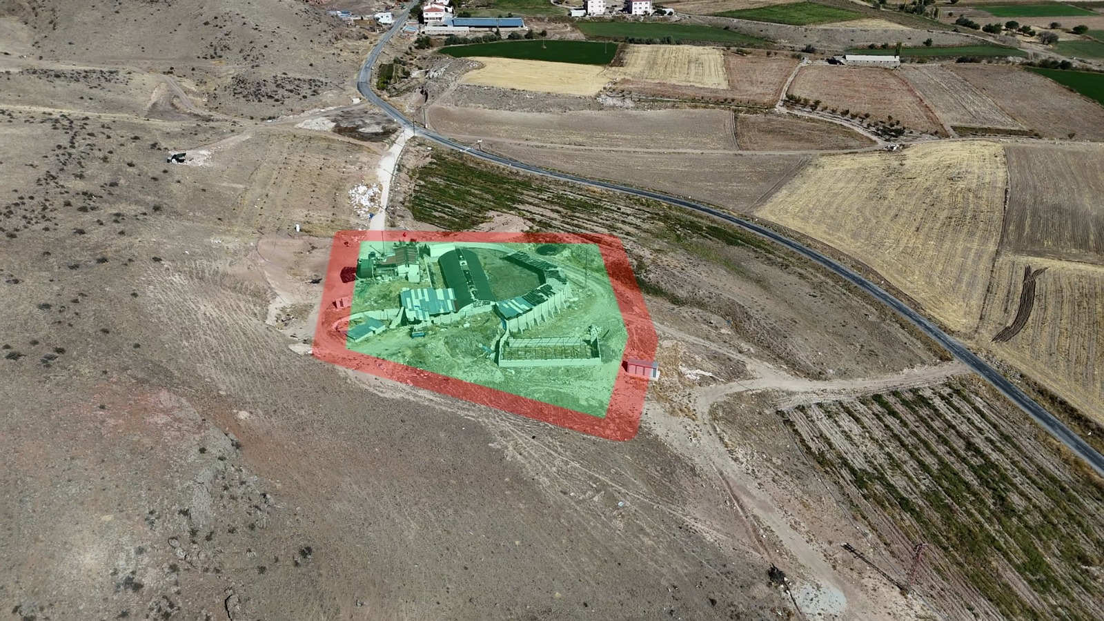 YAŞAR GYO KOCASİNAN YEMLİHADA SATILIK 5085m2 TEK TAPU ÇİFTLİK - 4