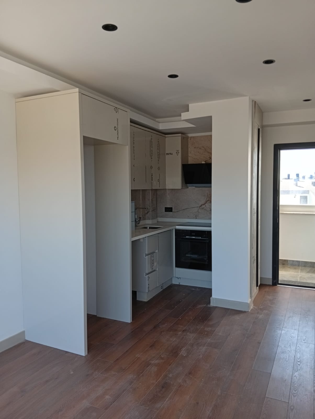 YAŞAR GYO Aksu Altıntaş'ta Marlin Port Sitesinde Lüks ve Huzurlu sitede 1+1 Daire - 3