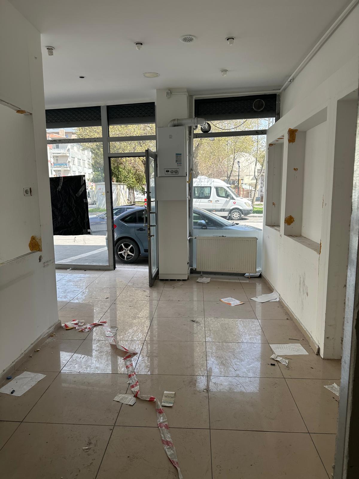 Yaşar Gayrimenkulden Kayseri Kocasinan Fevziçakmakta Satılık Dükkan