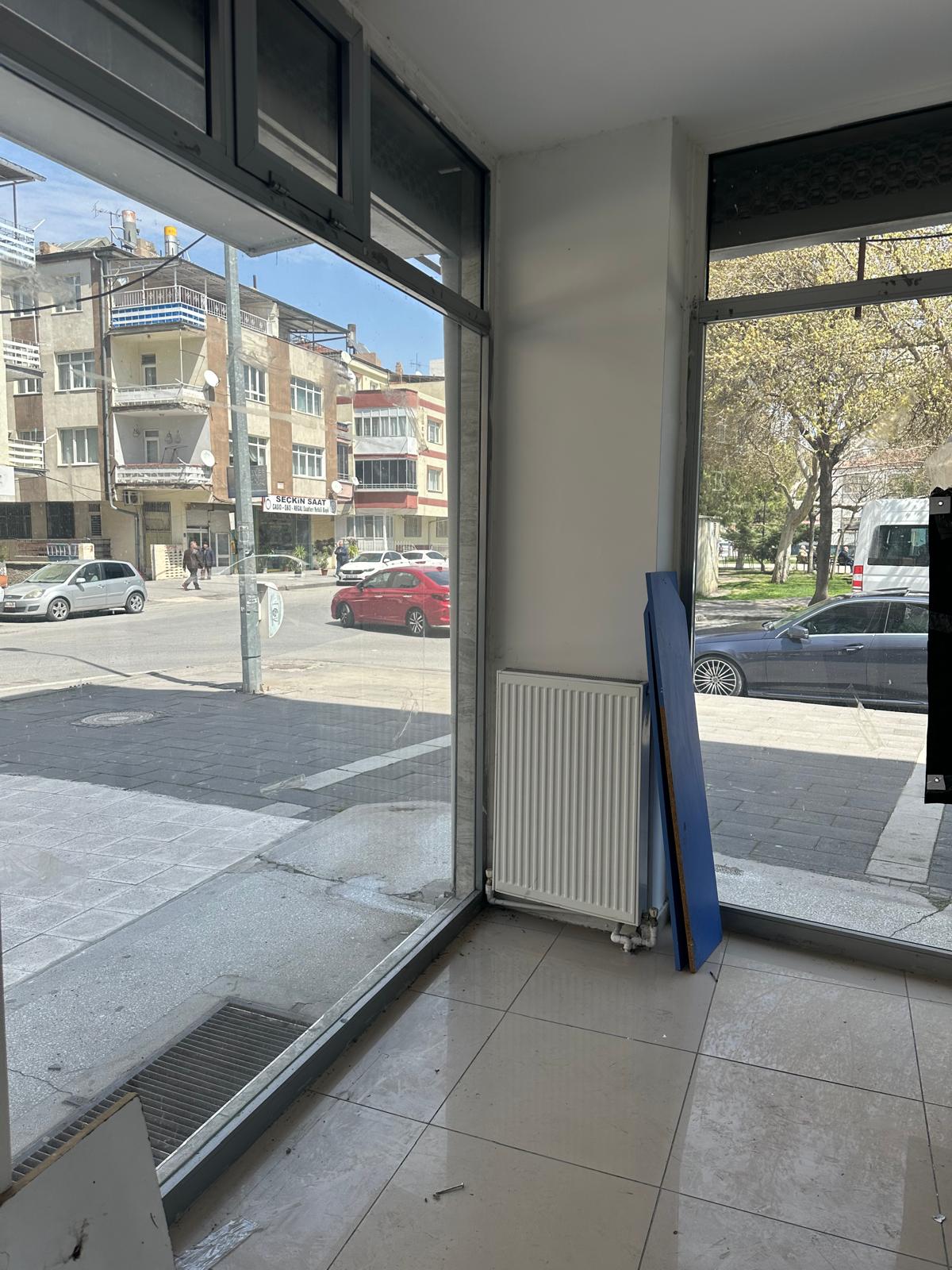 Yaşar Gayrimenkulden Kayseri Kocasinan Fevziçakmakta Satılık Dükkan - 2