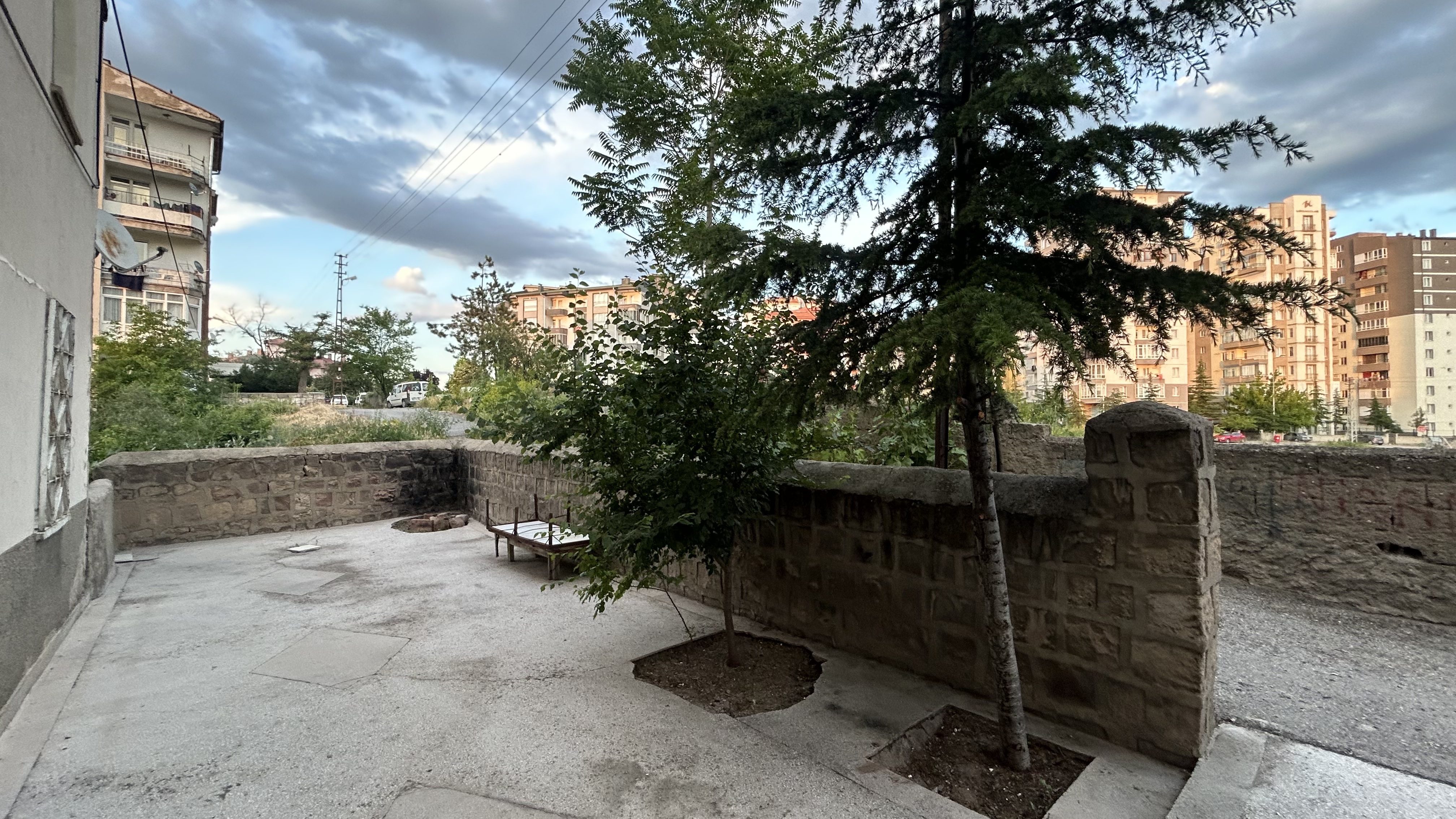 TALAS YENİDOĞAN MAH SATILIK 2,5+1 DAİRE ! - 3