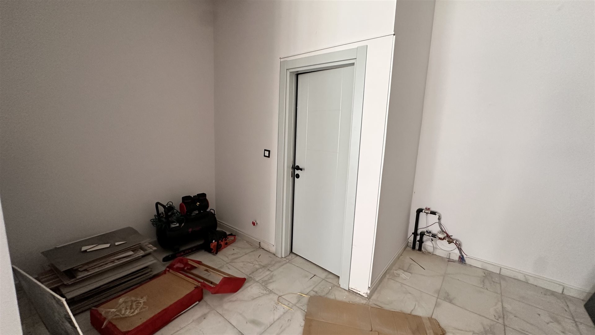 ERKİLET OSMANGAZİ MAH 60M2 KİRALIK SIFIR DÜKKAN - 4