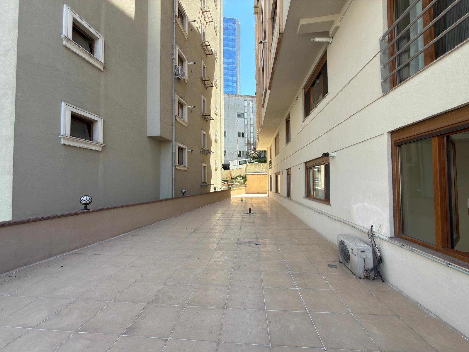 BEŞİKTAŞ DİKİLİTAŞ'TA GENİŞ VE FERAH 3+1 SATILIK FIRSAT DAİRE - 16