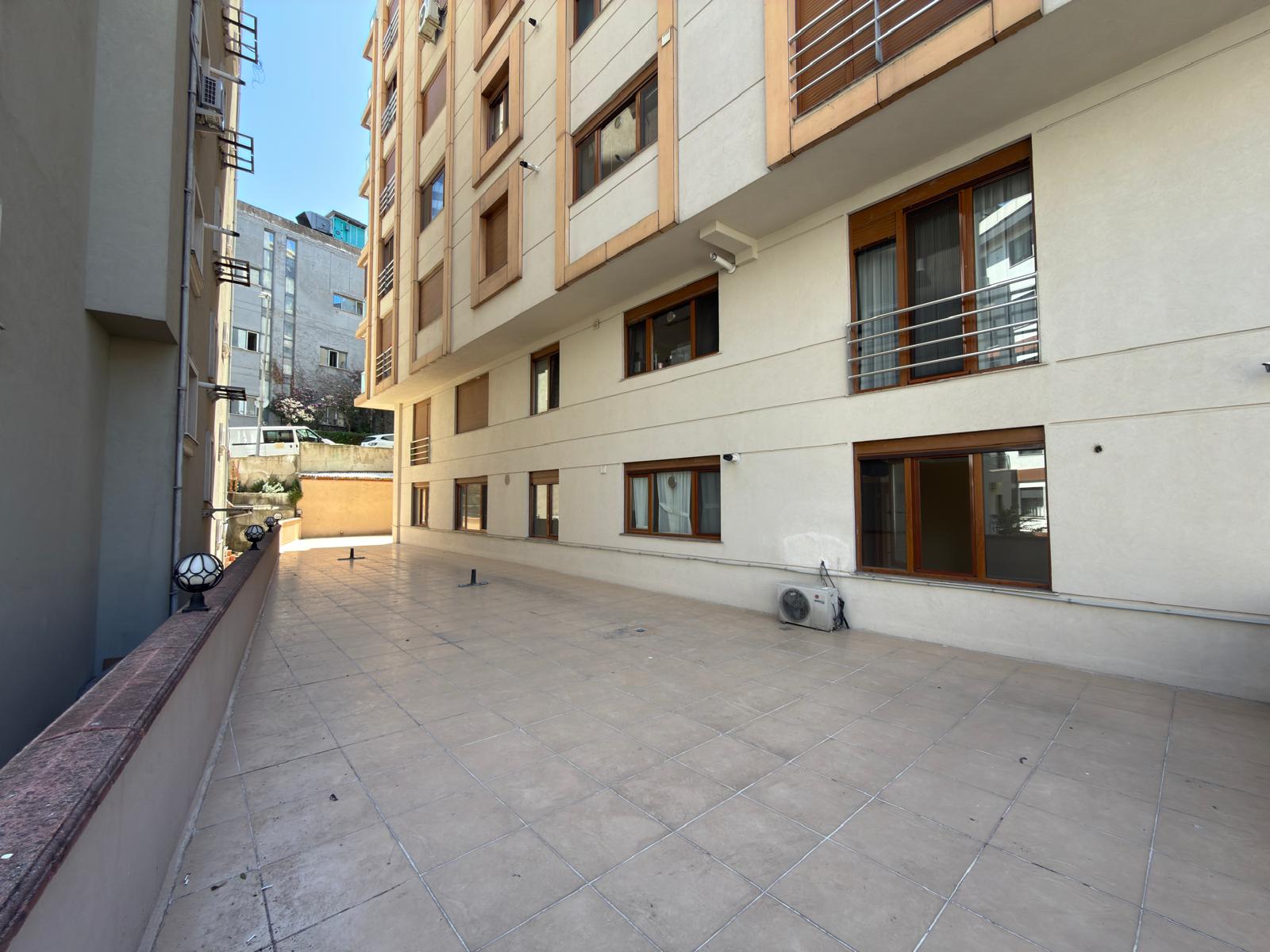 BEŞİKTAŞ DİKİLİTAŞ'TA GENİŞ VE FERAH 3+1 SATILIK FIRSAT DAİRE - 17
