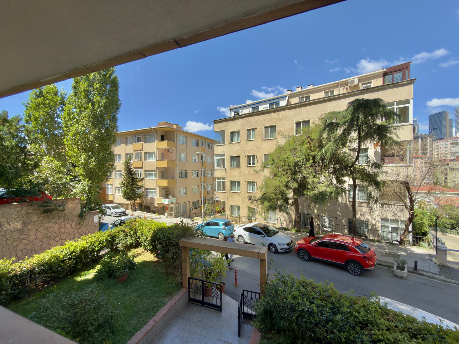 BEŞİKTAŞ DİKİLİTAŞ'TA GENİŞ VE FERAH 3+1 SATILIK FIRSAT DAİRE - 25