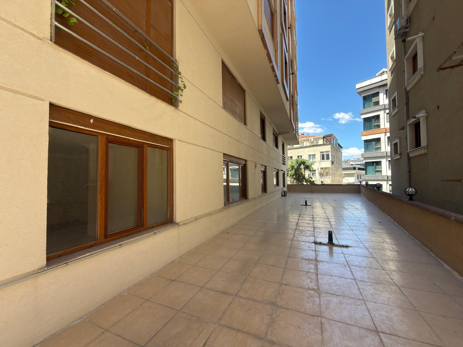 BEŞİKTAŞ DİKİLİTAŞ'TA GENİŞ VE FERAH 3+1 SATILIK FIRSAT DAİRE - 18