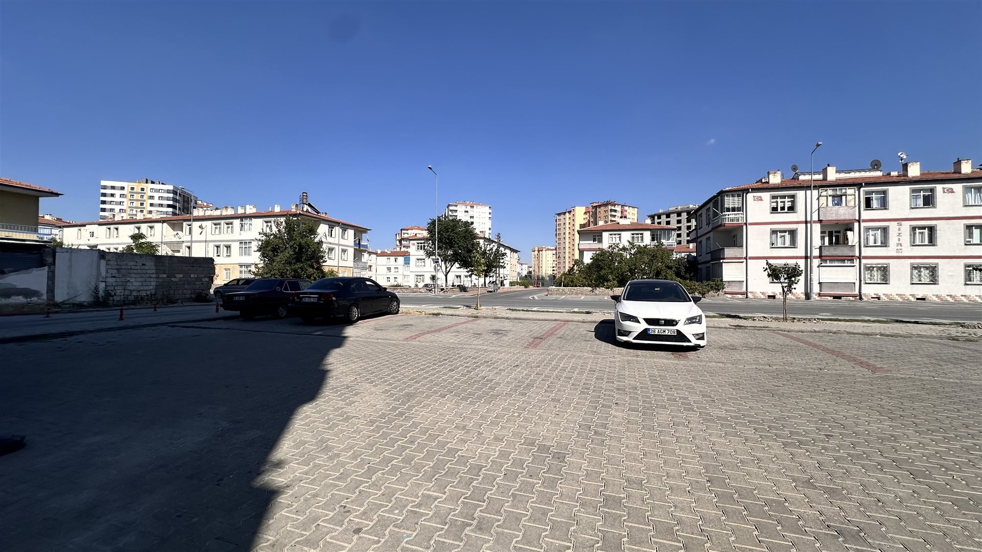 BAĞDAT CAD. ARKASINDA SATILIK DÜKKAN - 10