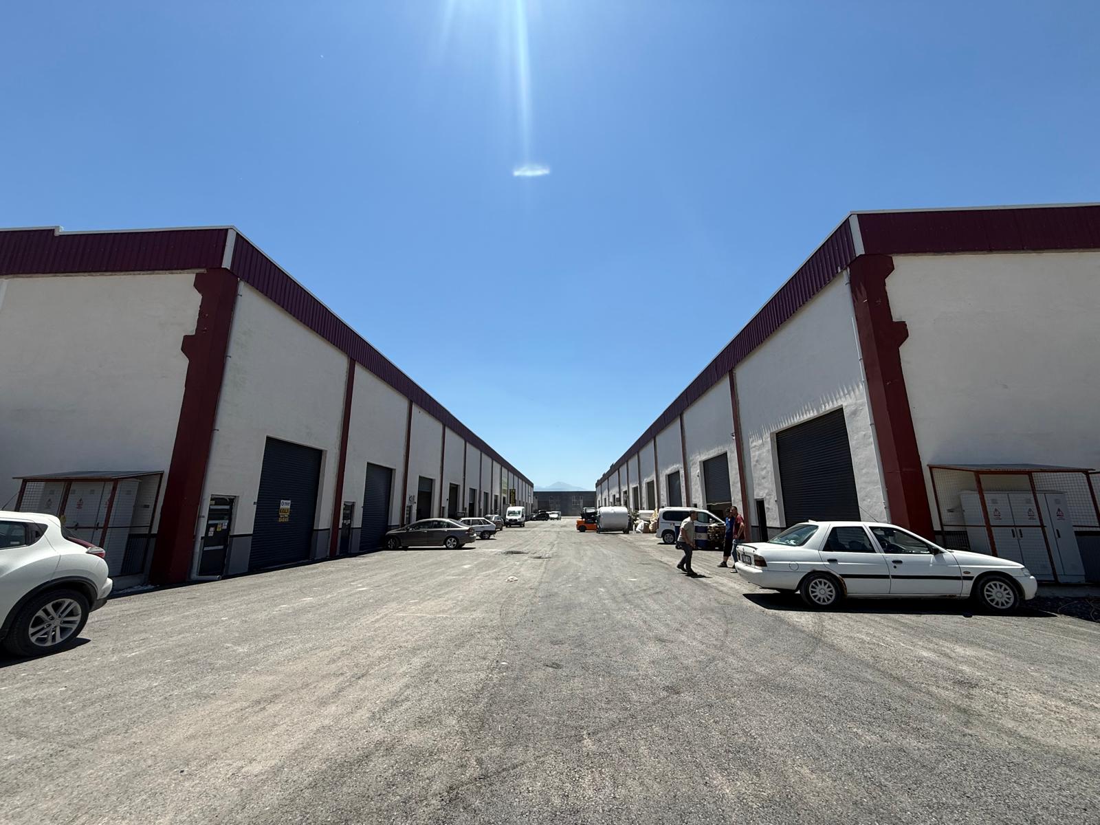 METALSAN 2’DE KİRALIK 100 m² KÖŞE DÜKKAN | 3 CEPHELİ | MESKENLİ | OTOMATİK KEPENKLİ - 10