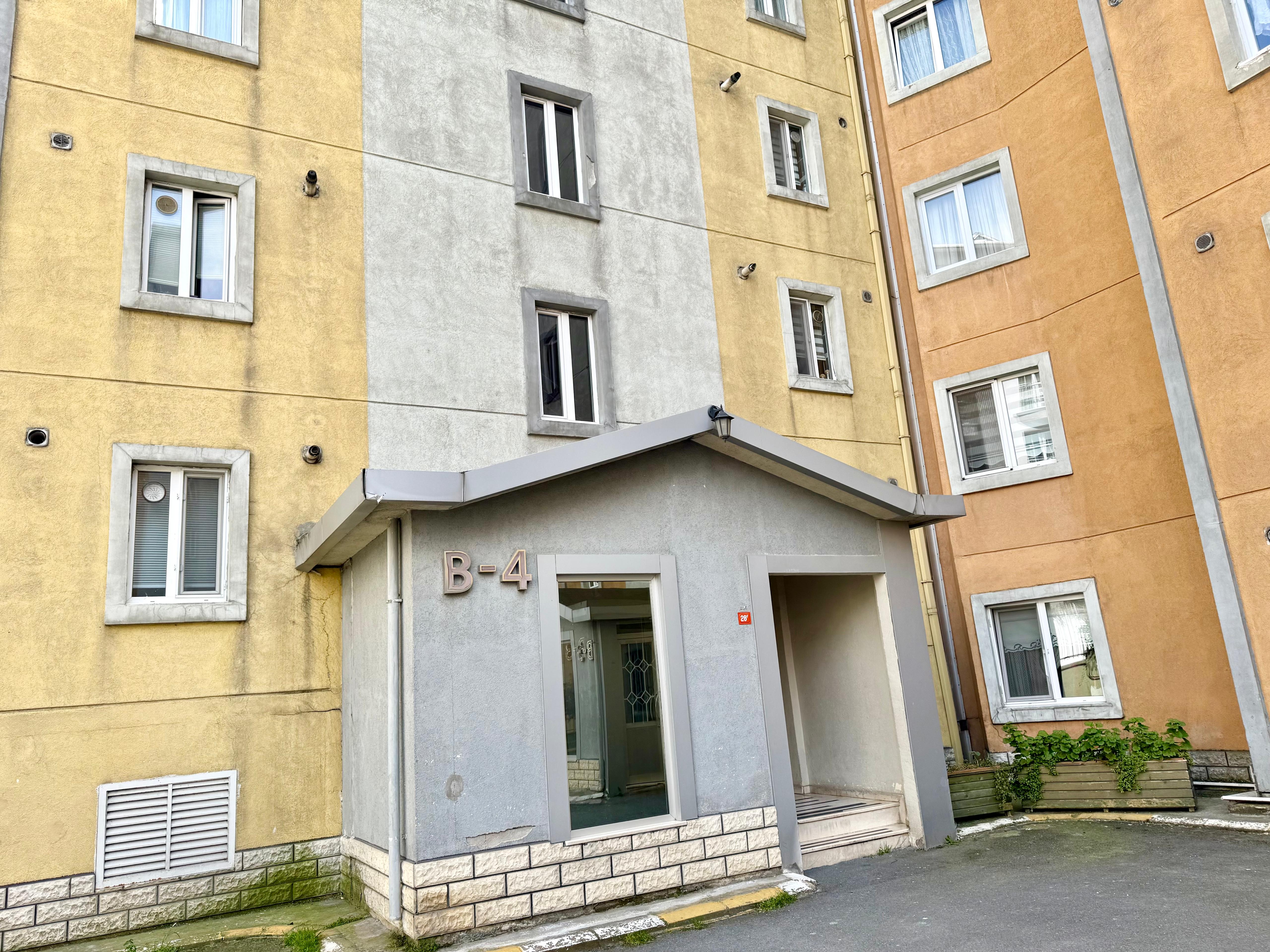 Güneşli Gülistanbul Sitesinde 130 m2 Asansörlü Satılık 3+1 - 10