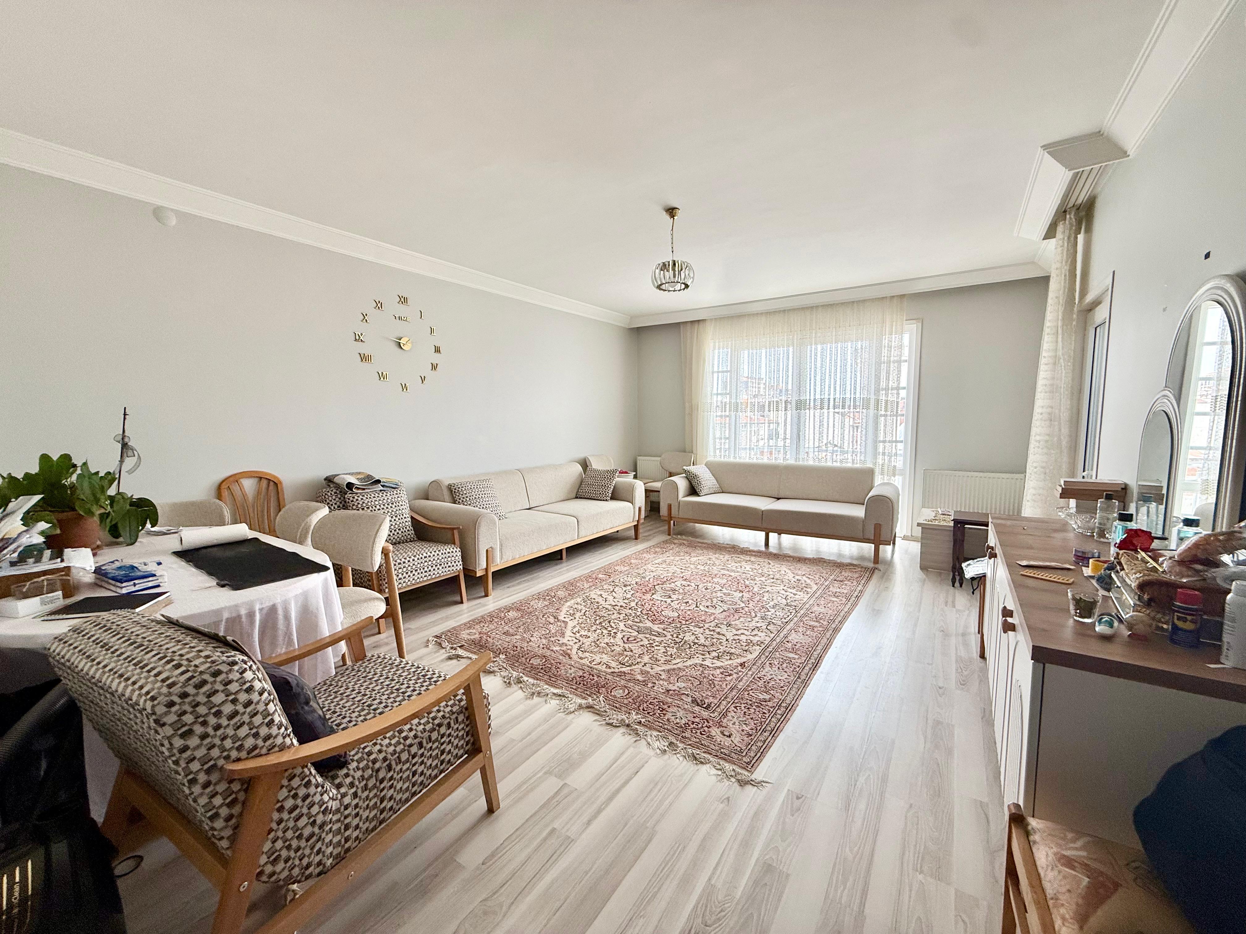 Güneşli Gülistanbul Sitesinde 130 m2 Asansörlü Satılık 3+1 - 12