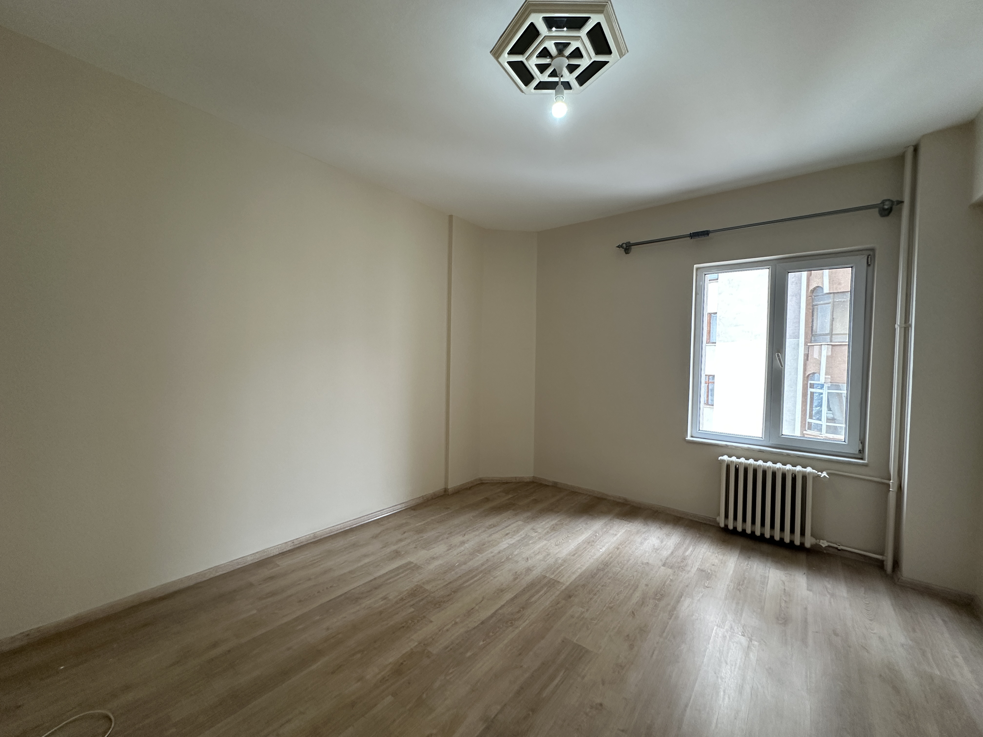 YAŞAR GYO'DAN ALPASLAN SÜMER SİTESİNDE KİRALIK DAİRE!!! - 17