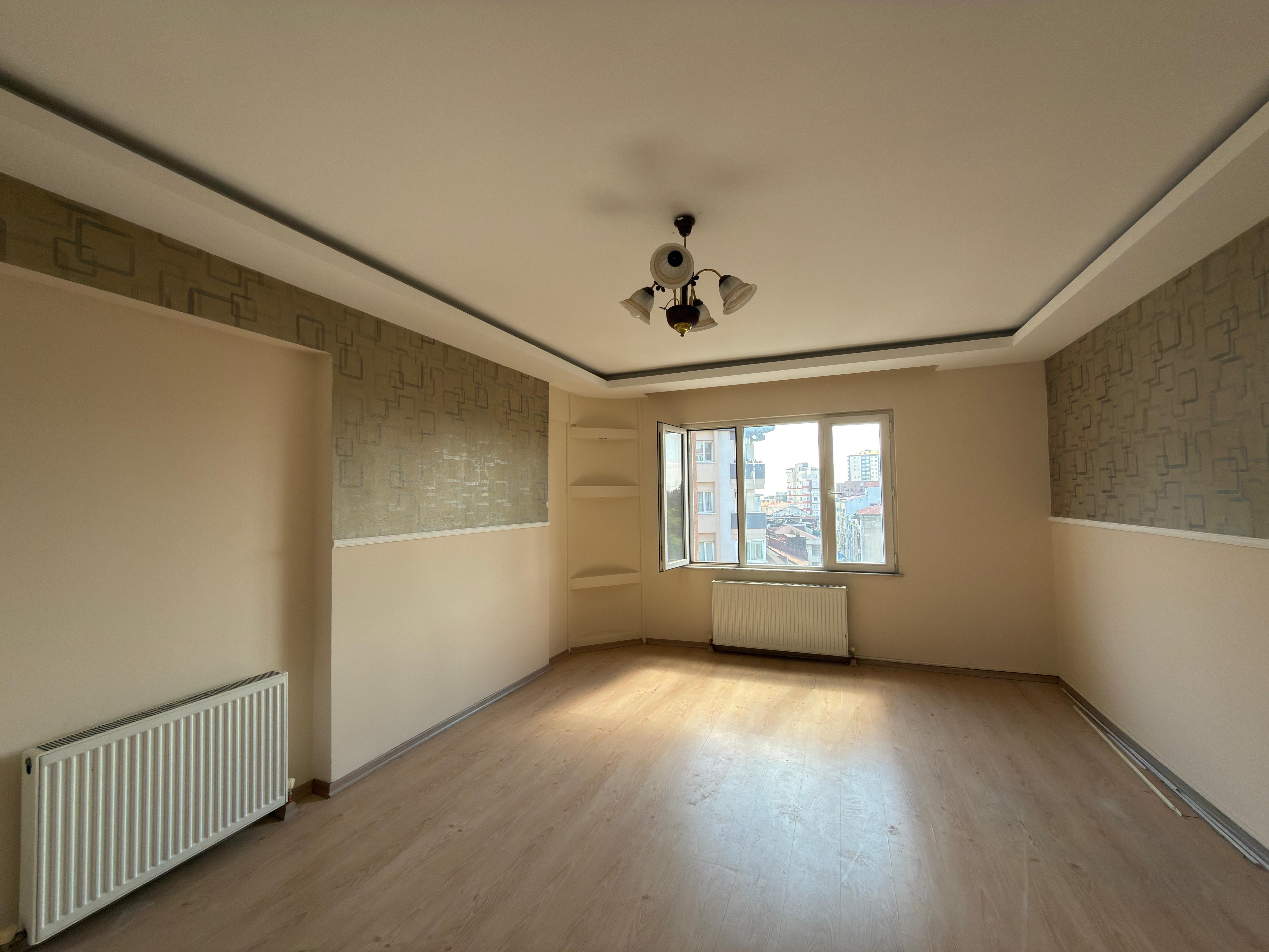 İÇERENKÖY MERKEZDE, METROYA YAKIN SATILIK 2+1 DAİRE - 8