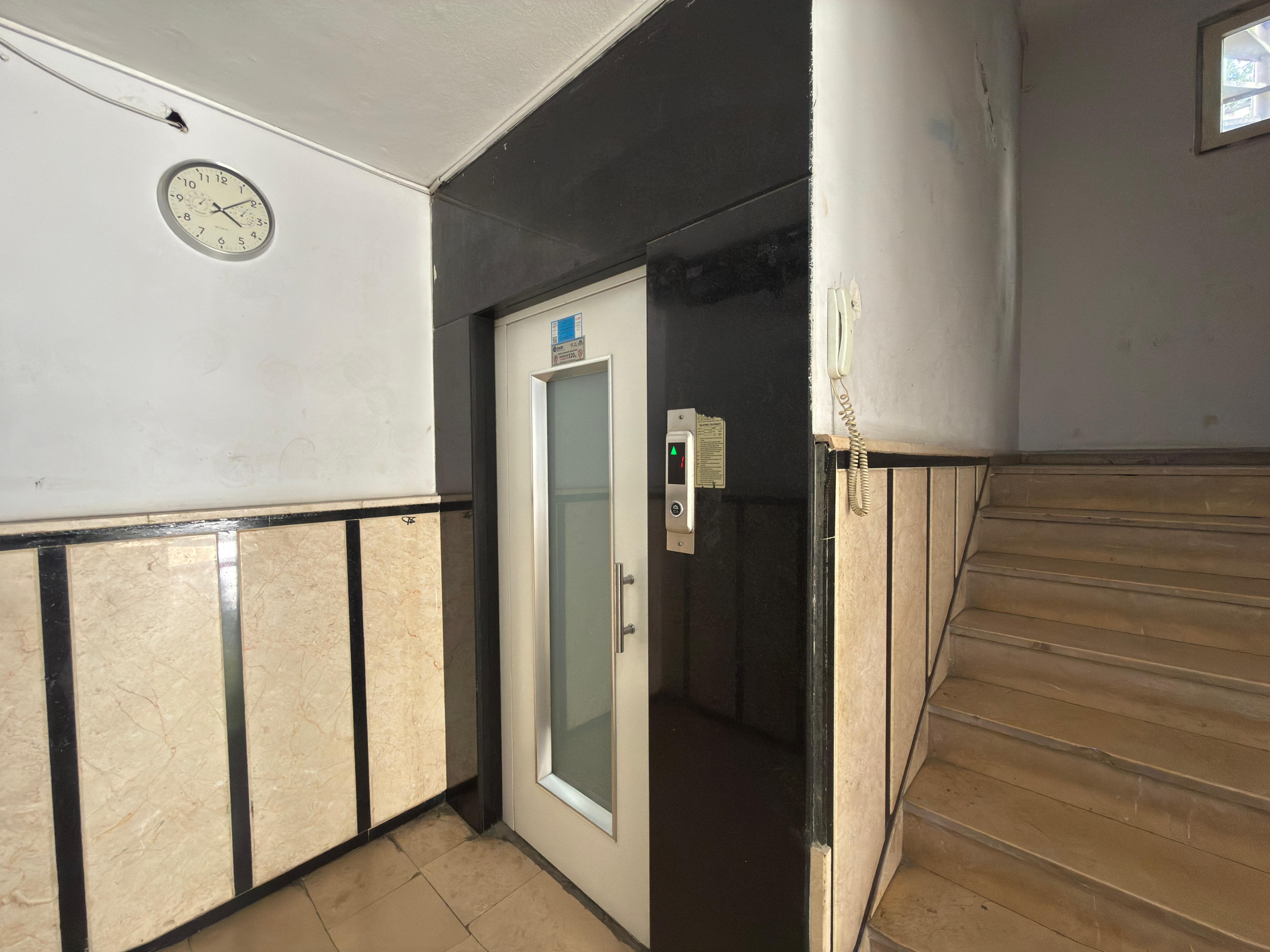 İÇERENKÖY MERKEZDE, METROYA YAKIN SATILIK 2+1 DAİRE - 9