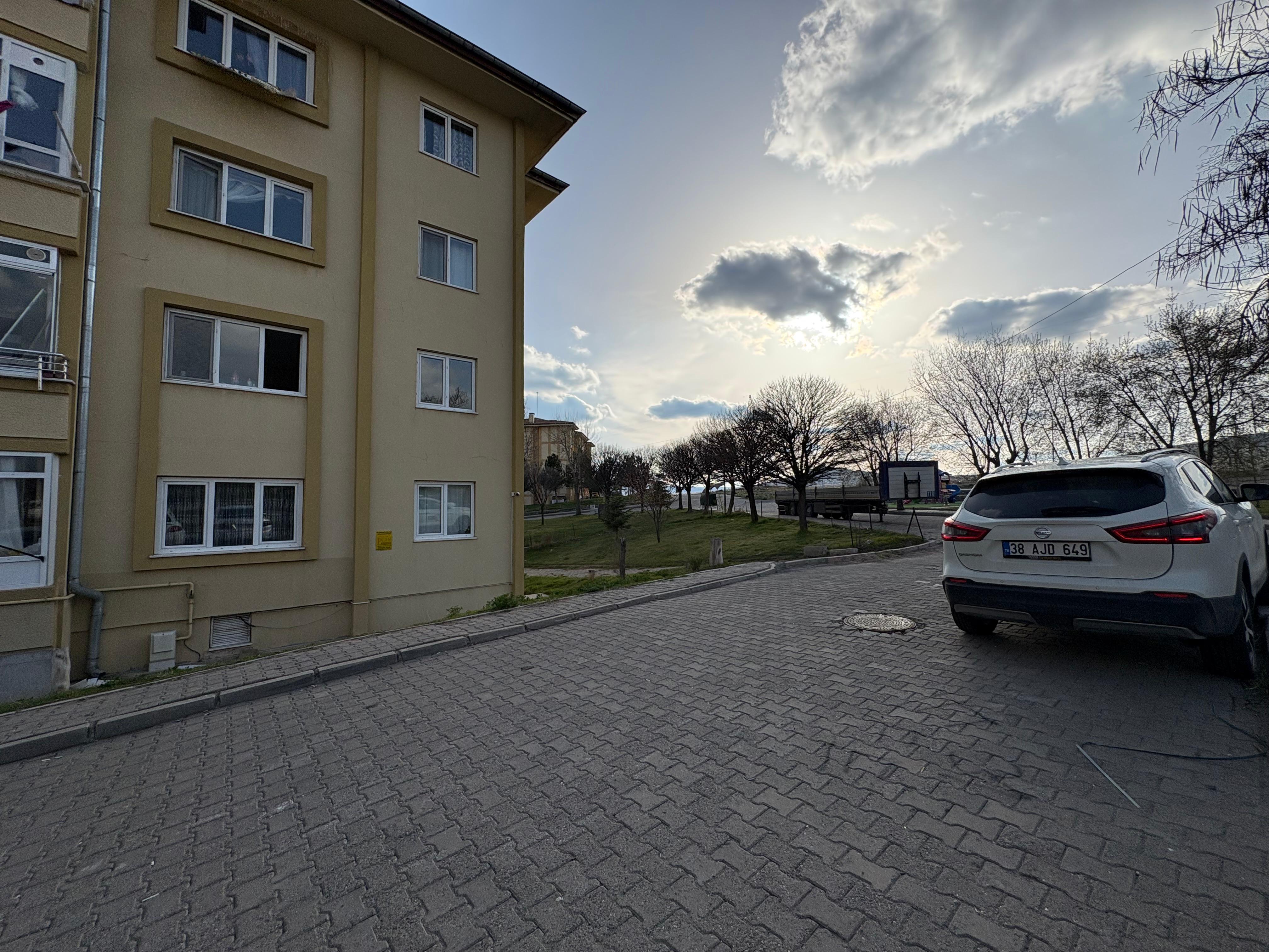 İNCESU BAHÇESARAY TOKİ'DE 3+1 SATILIK DAİRE - 4