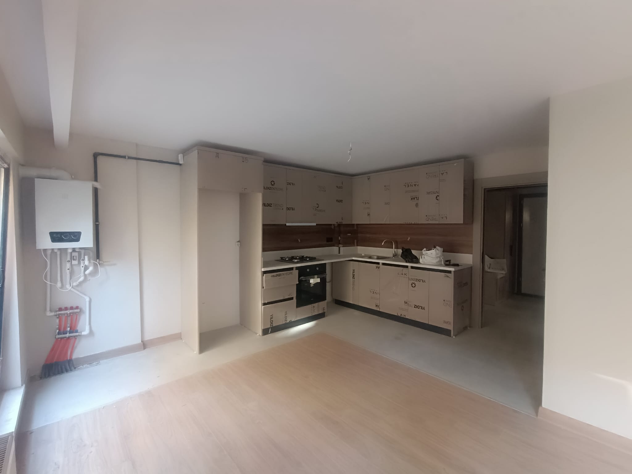 BAHÇELİEVLER EMEK'TE | 2+1 | ASANSÖRLÜ | OTOPARKLI - 2