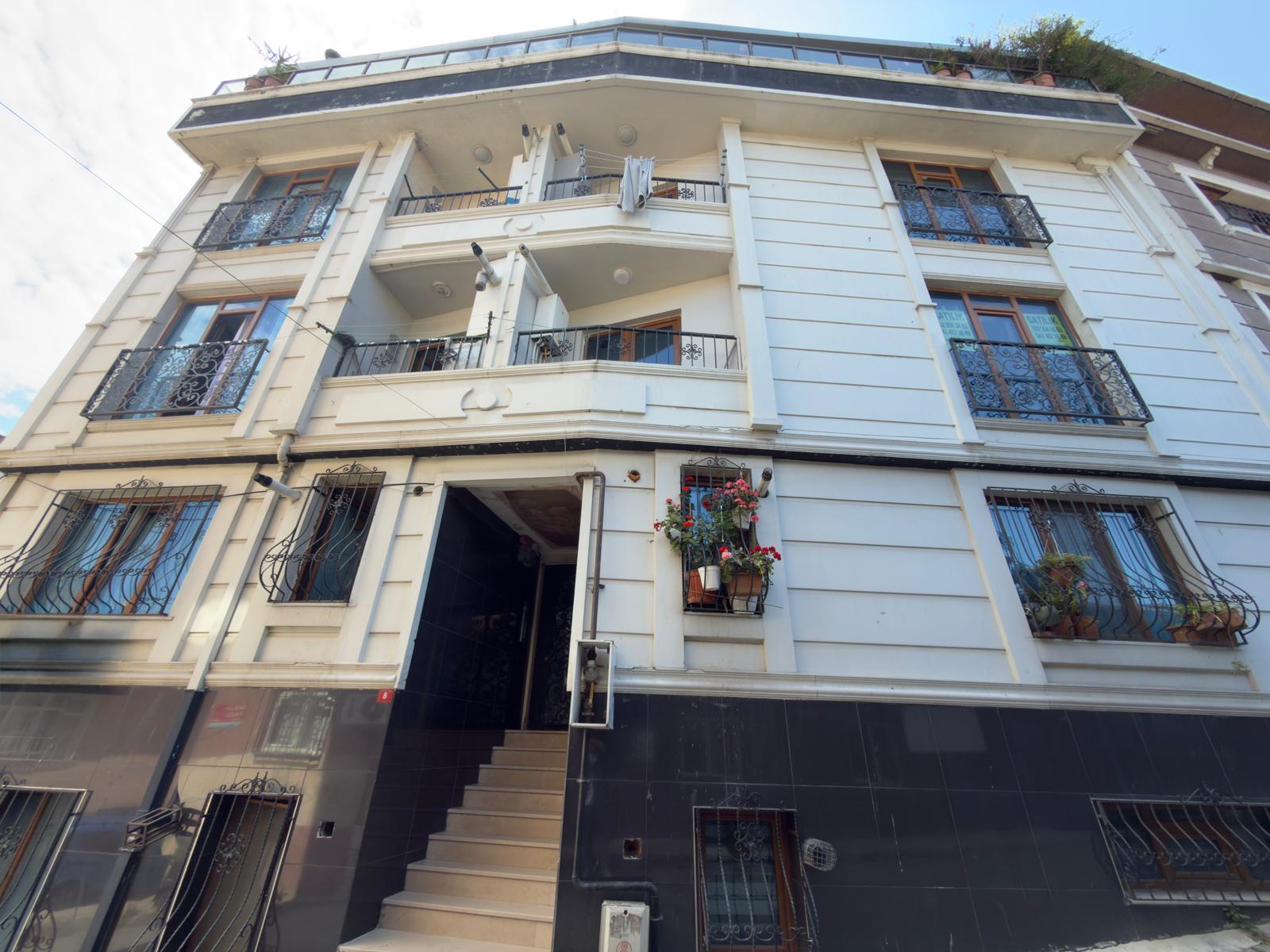 YATIRIM FIRSATI! AYVANSARAY'DA YENİ BİNADA  2+1 SATILIK DAİRE