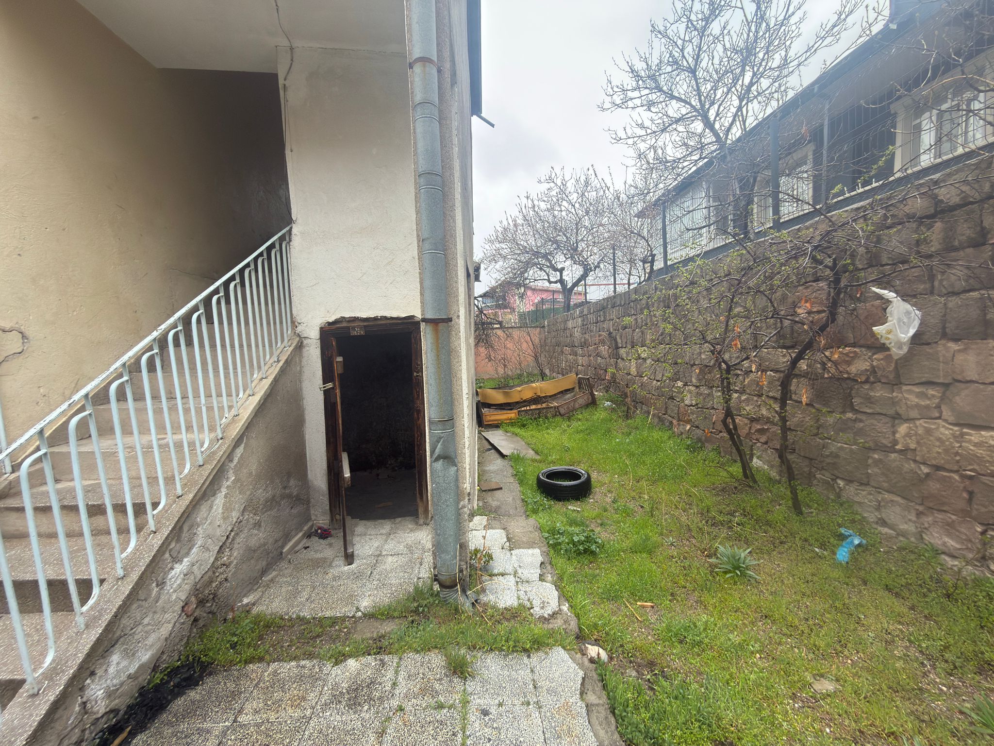 YAŞAR GYO | HACILAR 440 m² ARSA İÇERİSİNDE MÜSTAKİL 2 KATLI SATILIK BİNA ! - 5