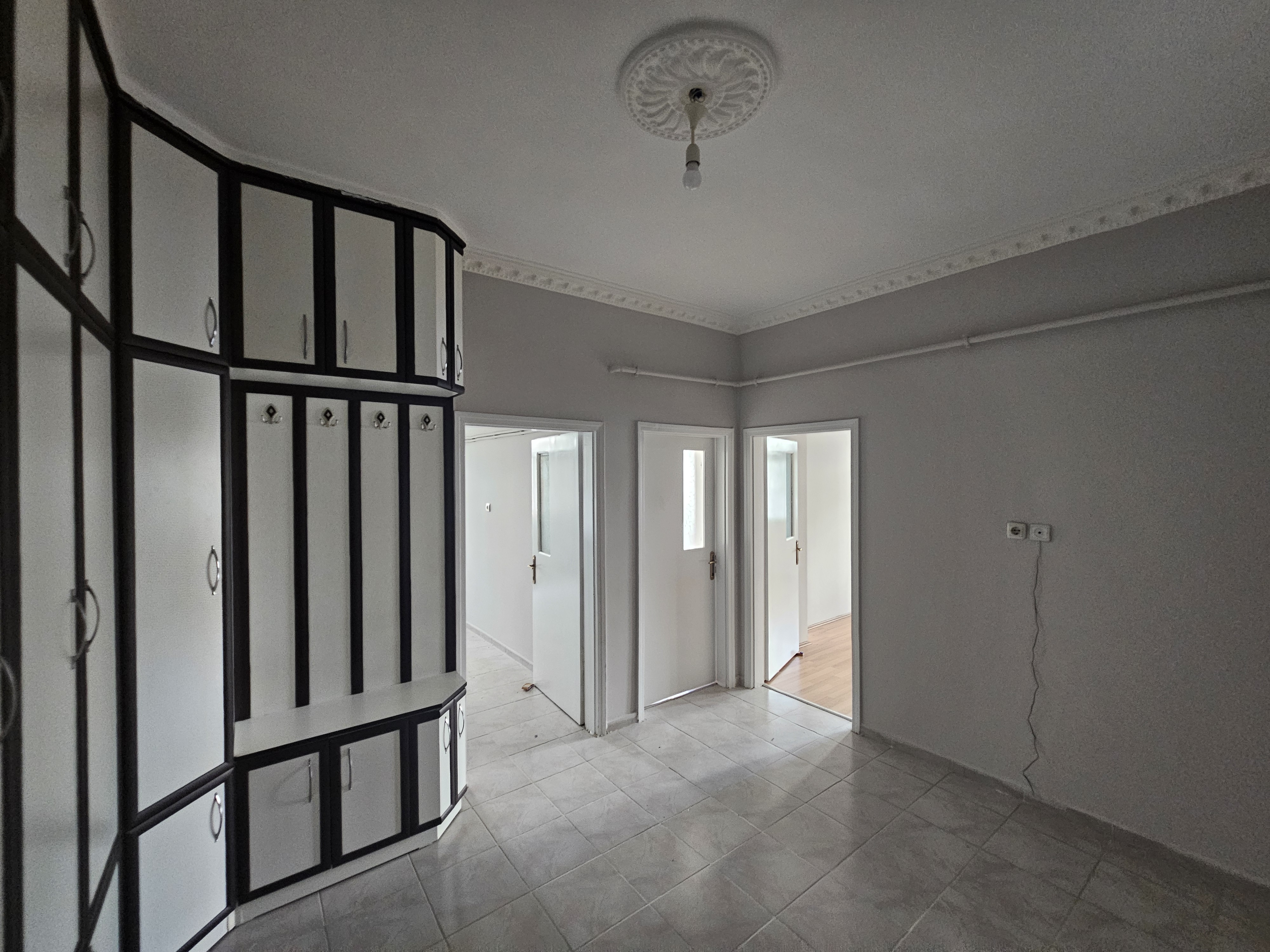 TALAS MİLLET BAHÇESİNE KOMŞU SATILIK 3 + 1 DAİRE - 4