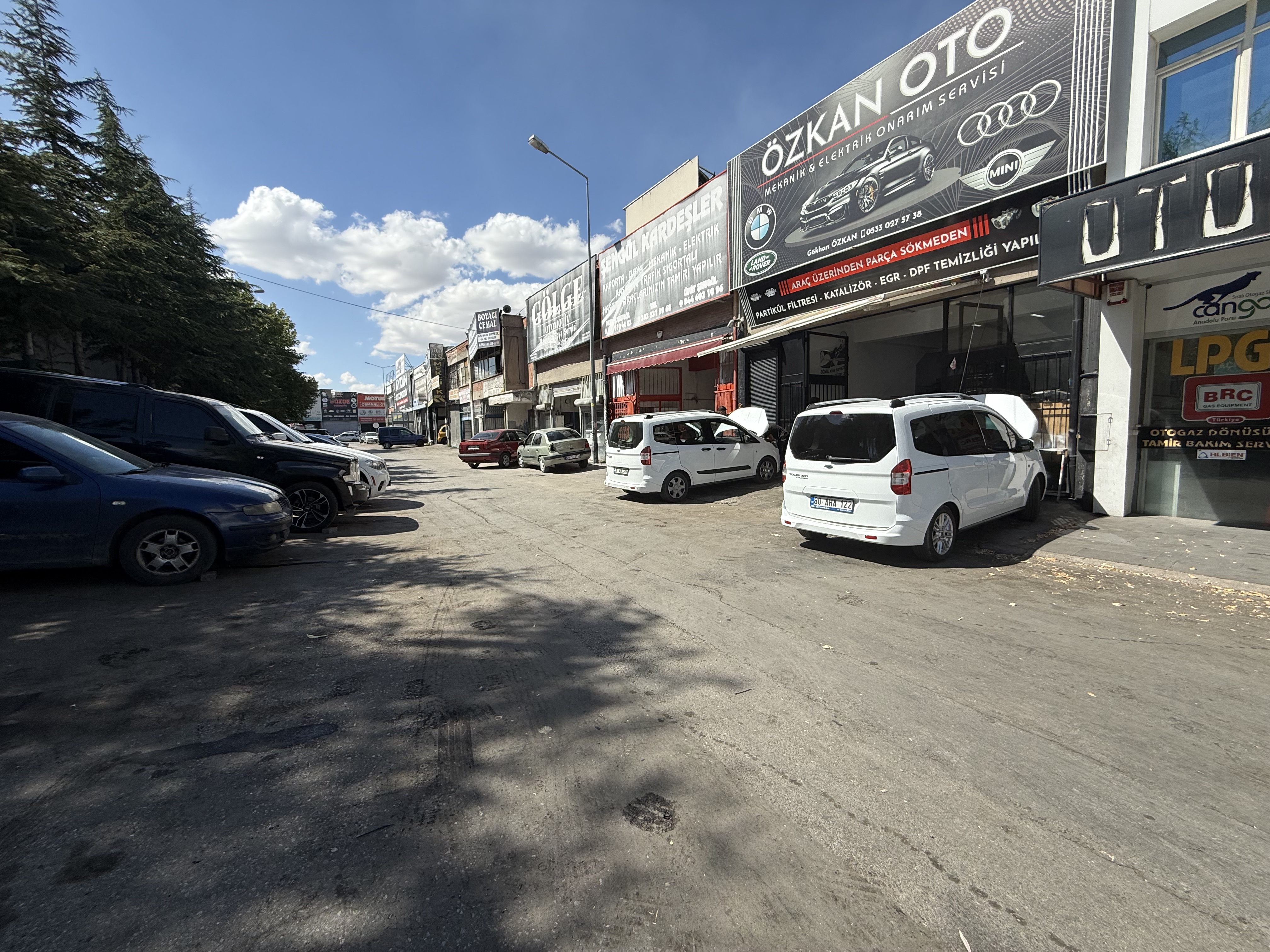 Yeni Sanayi’de Devren Kiralık Tam Donanımlı Oto Bakım Servisi - 15