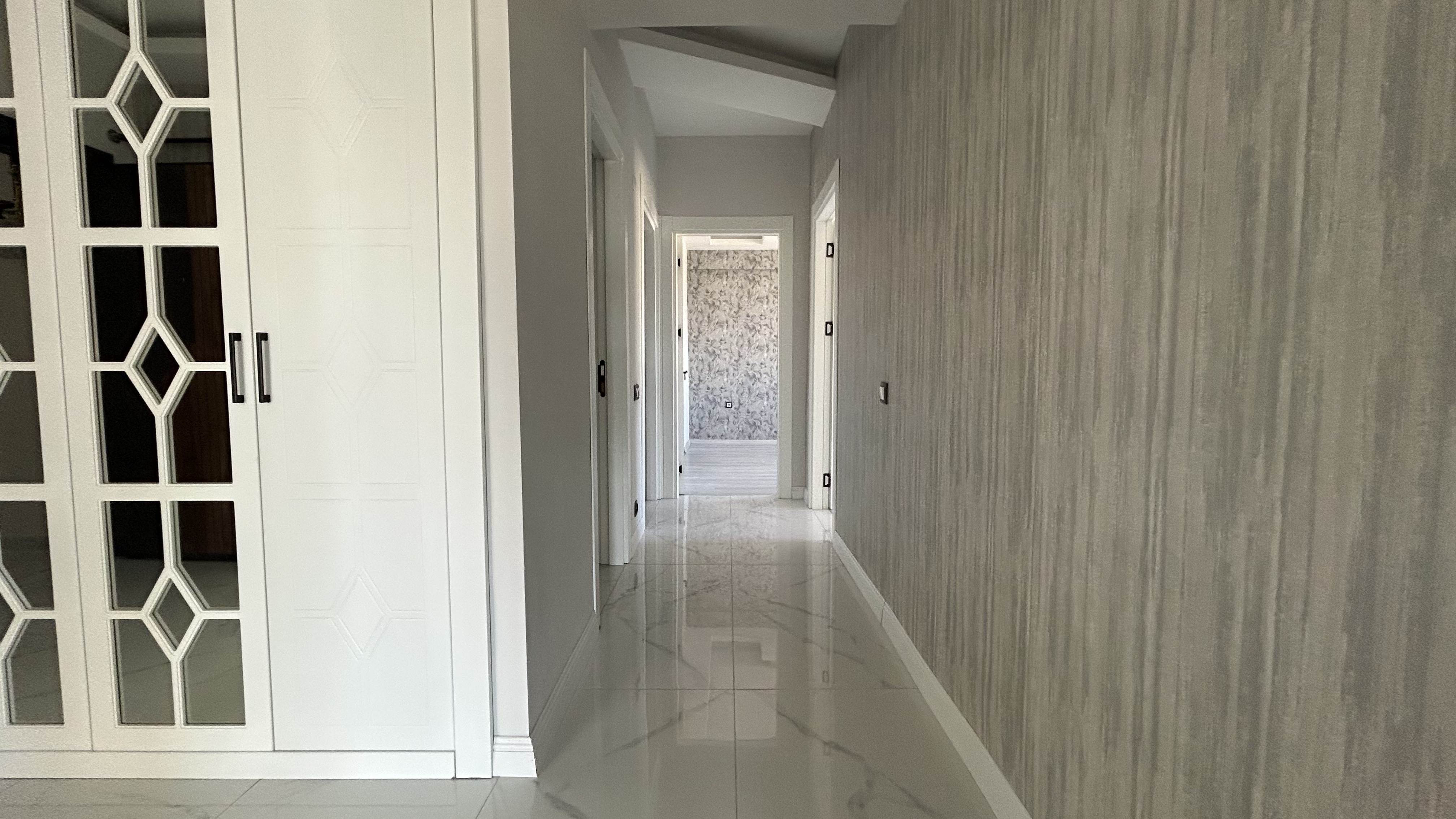 ESENYURT MAH. MERKEZİNDE KİRALIK LÜKS 3+1 DAİRE ! - 20