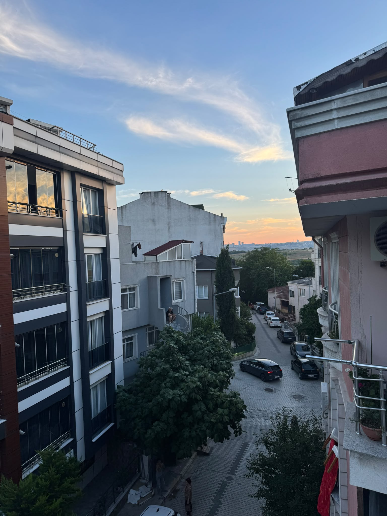 YAŞAR GYO|KÜÇÜKÇEKMECE-İSTASYON MAH. 4+2 DUBLEKS - 2