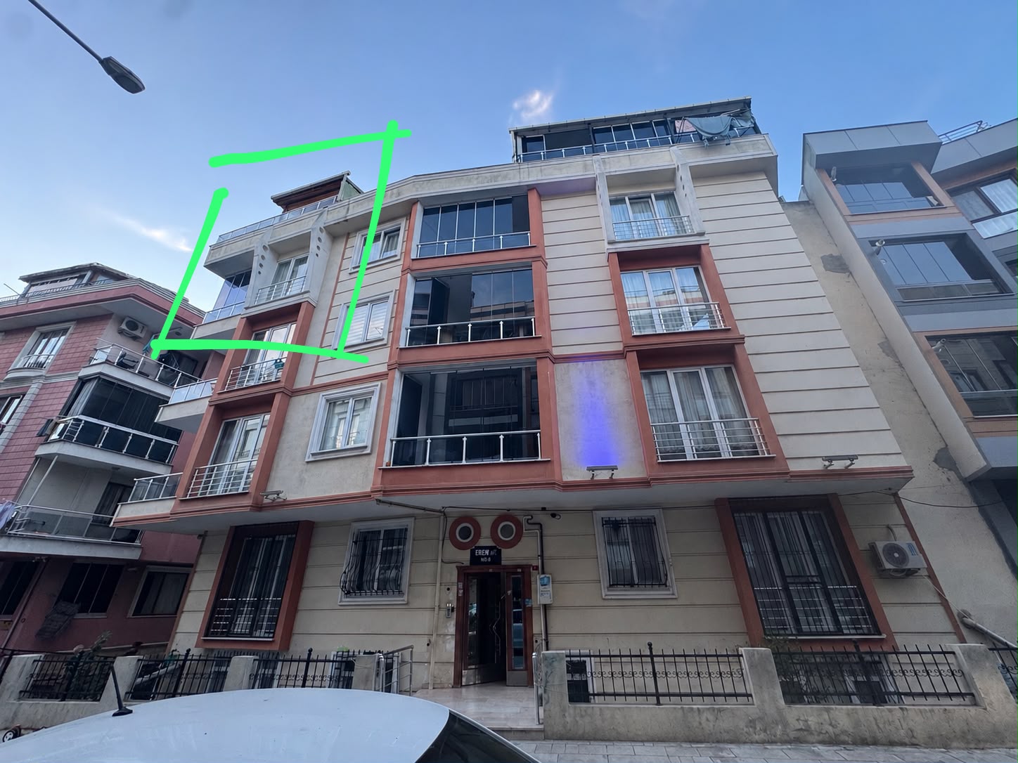 YAŞAR GYO|KÜÇÜKÇEKMECE-İSTASYON MAH. 4+2 DUBLEKS