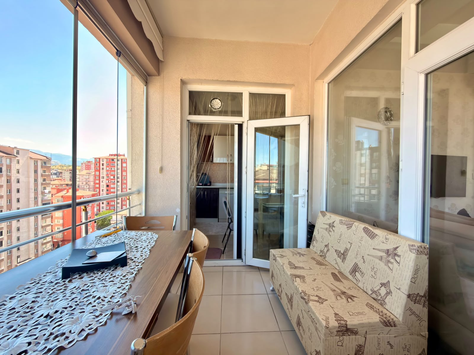 YAŞAR GYO |AYDINLIKEVLER MAHALLESİ'NDE MERKEZİ KONUMDA YAPILI SATILIK 3+1 DAİRE - 15