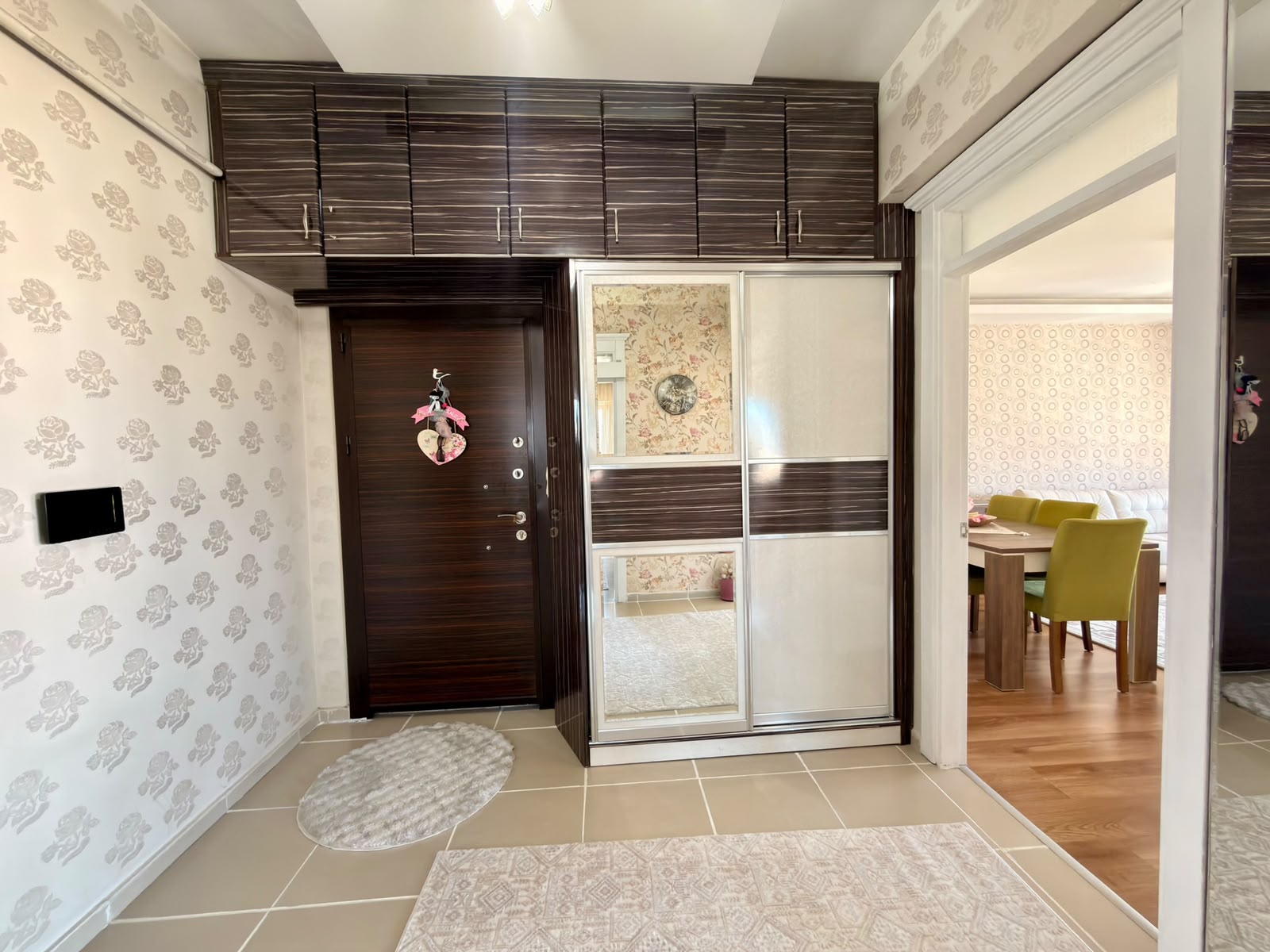 YAŞAR GYO |AYDINLIKEVLER MAHALLESİ'NDE MERKEZİ KONUMDA YAPILI SATILIK 3+1 DAİRE - 9