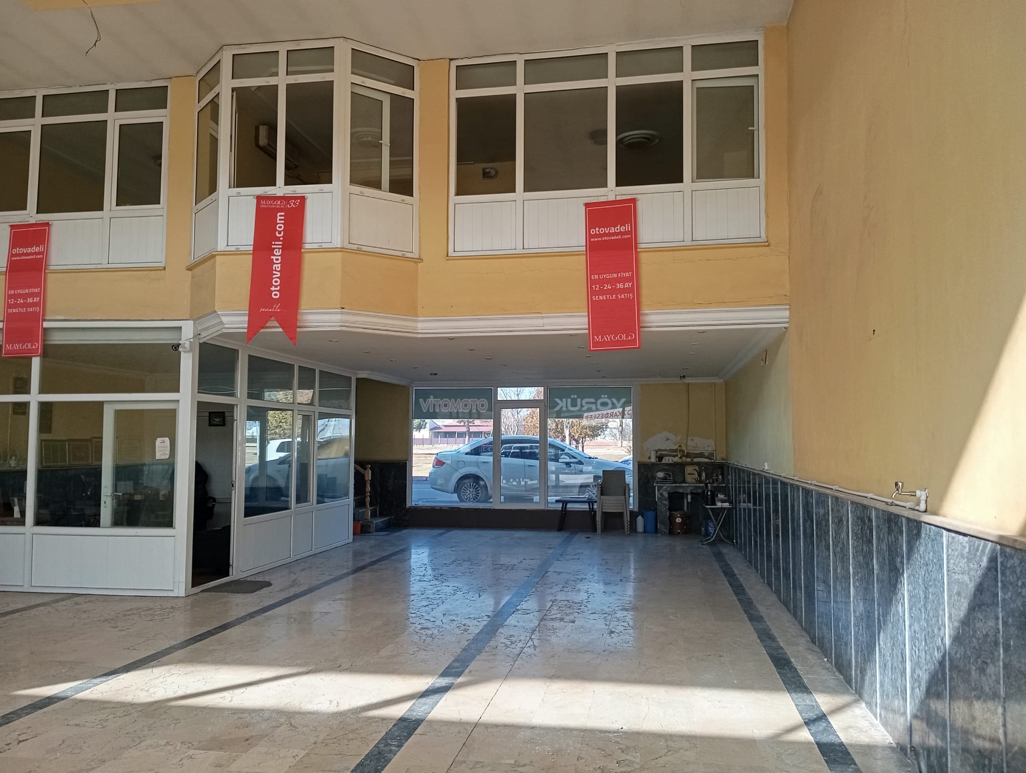 OTO GALERİCİLER SİTESİ SATILIK 200 M DÜKKAN - 3