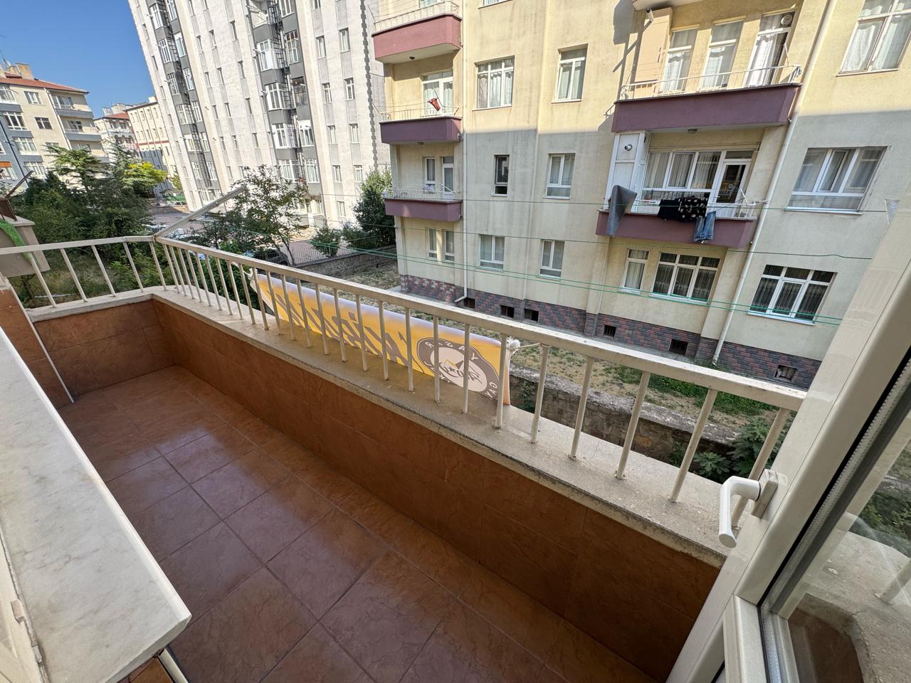 Yaşar Gayrimenkulden  Ziyagökalpte Kiralık 3+1 Daire - 24