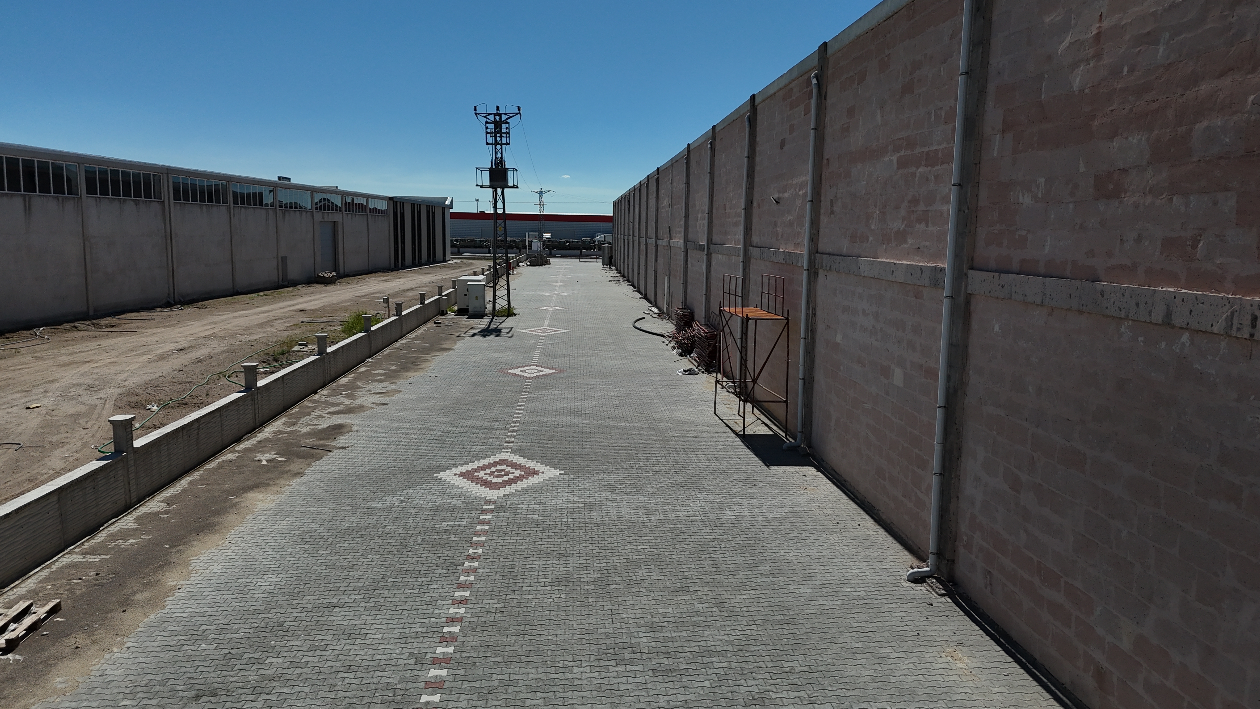 AKSARAY OSB DE KİRALIK FABRİKA - 11