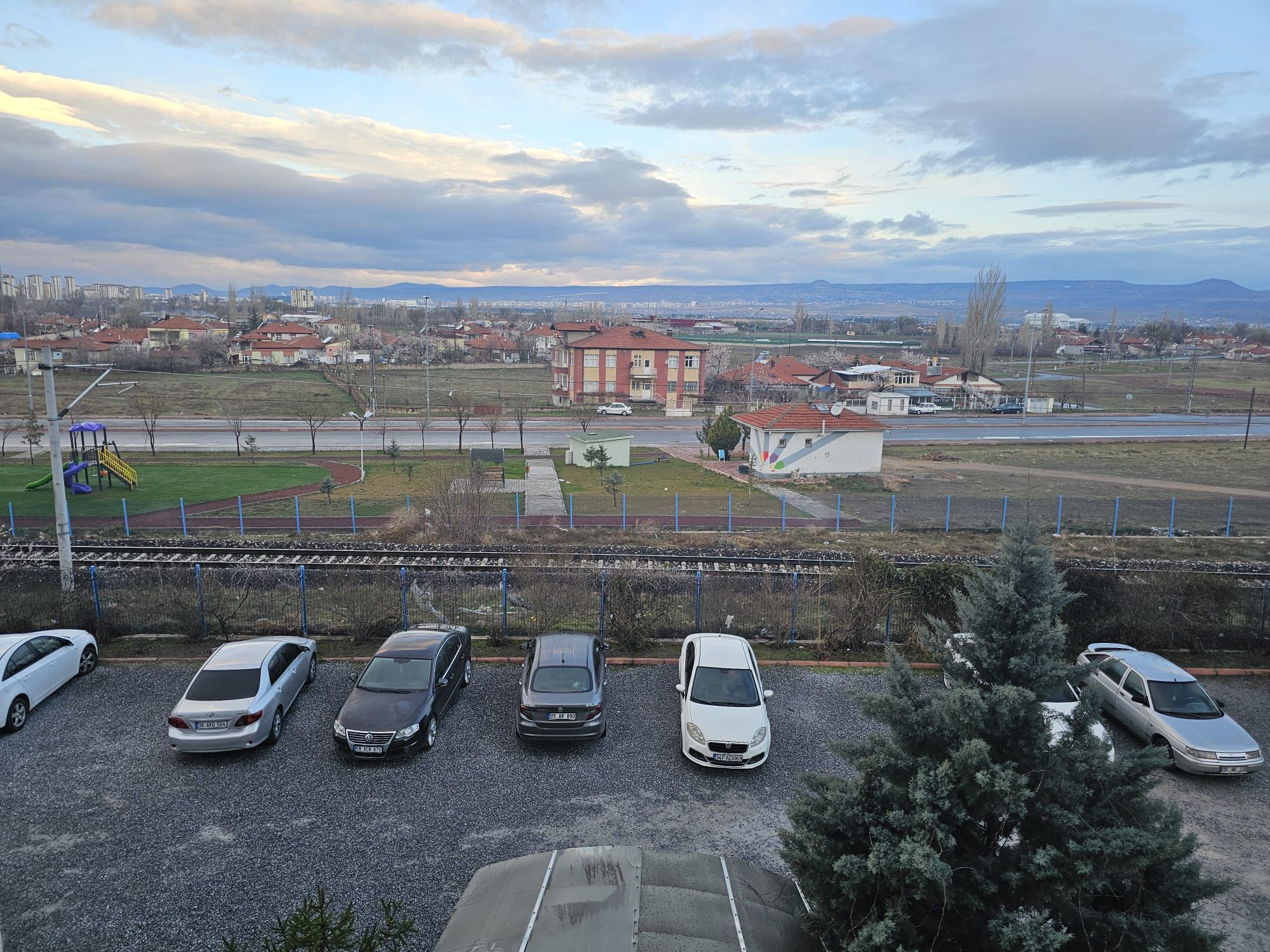 ARGINCIK'DA  YATAY MİMARİ  ACİL 3+1 SATILIK DAİRE - 8