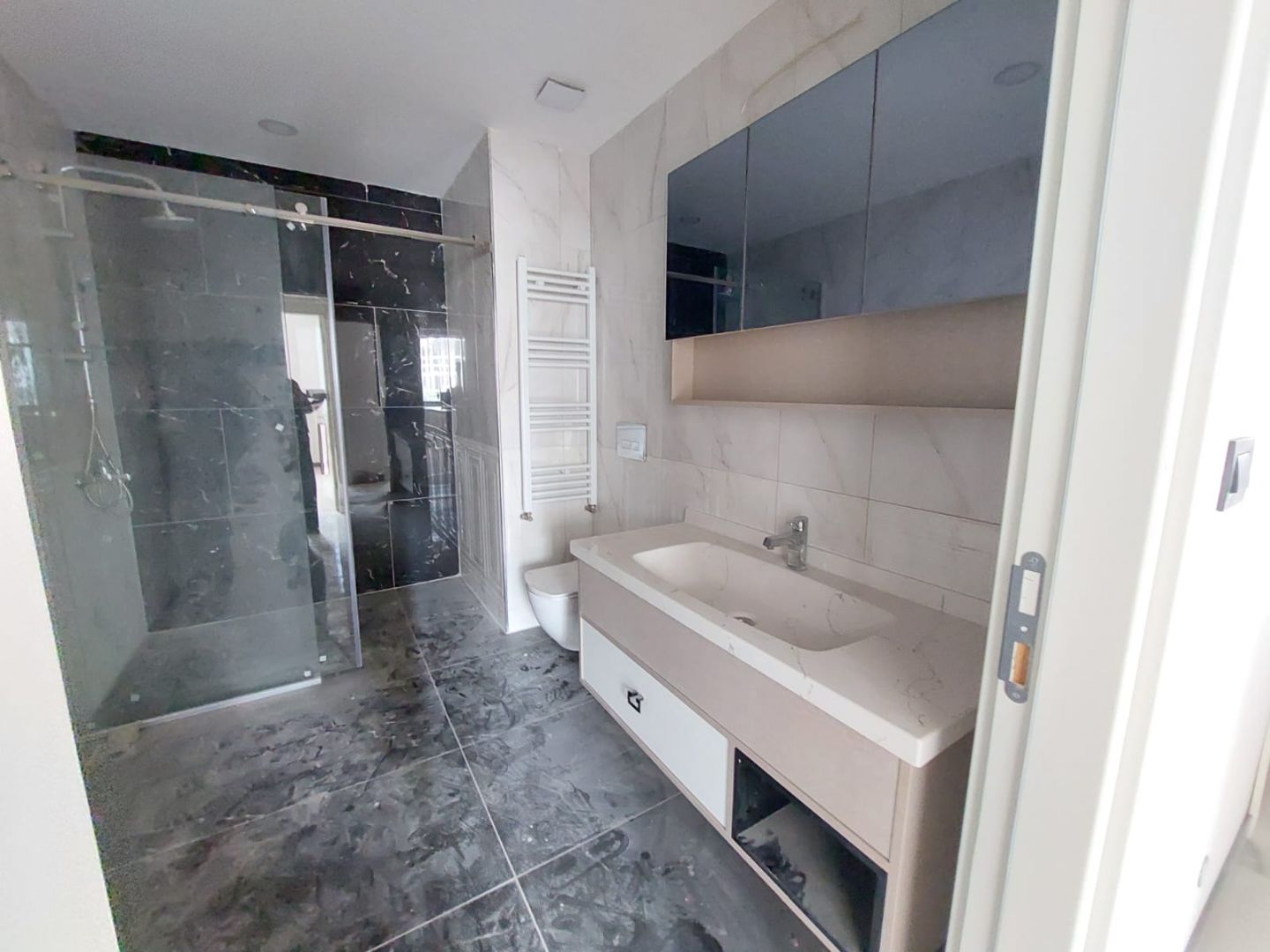 KÖŞK MAHALLESİ SATILIK LÜKS 4+1 DAİRE - 4