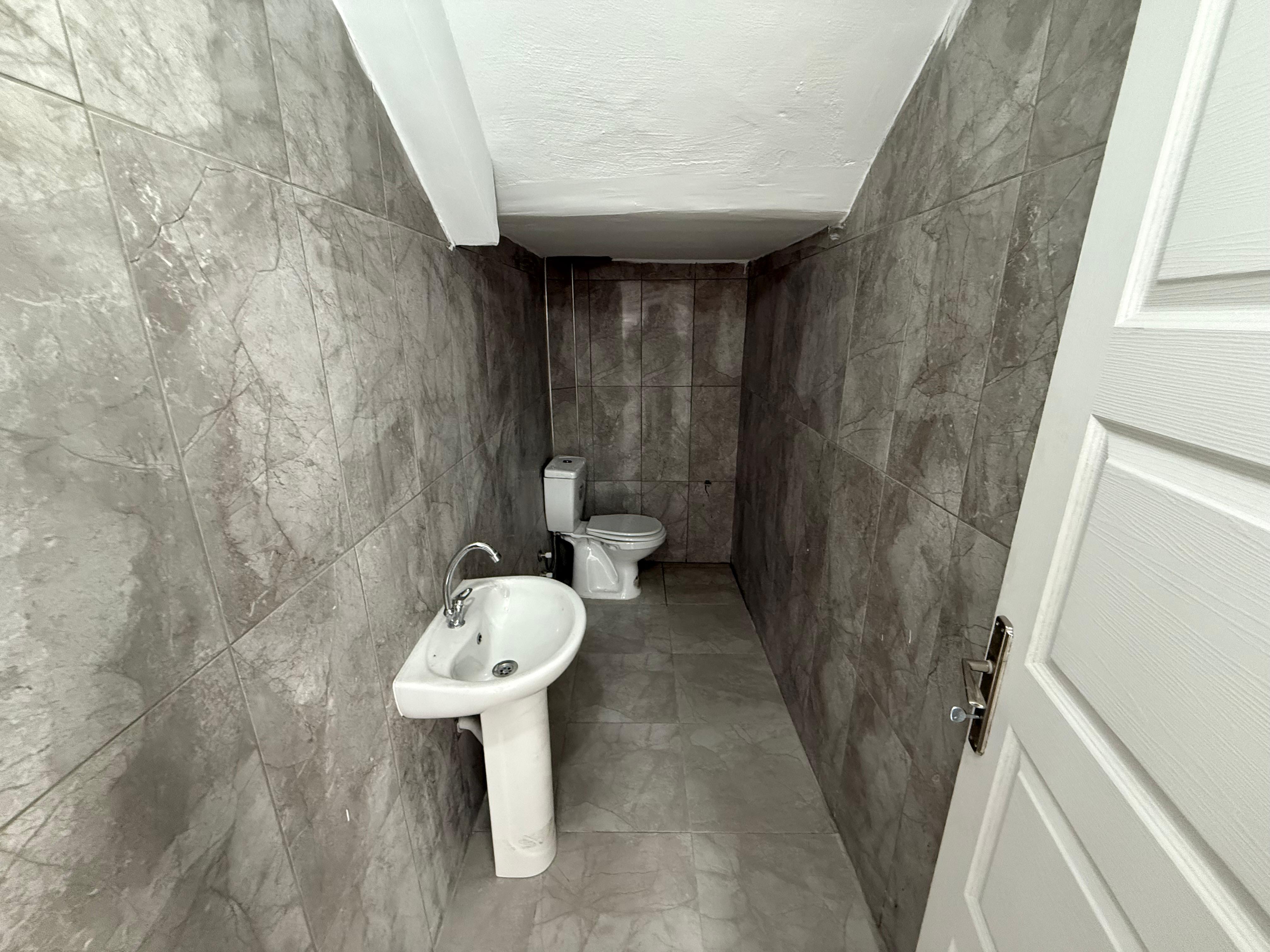 GALERİCİLER SİTESİ KARŞISINDA 350 M² İKİ KATLI KİRALIK DÜKKAN - 9