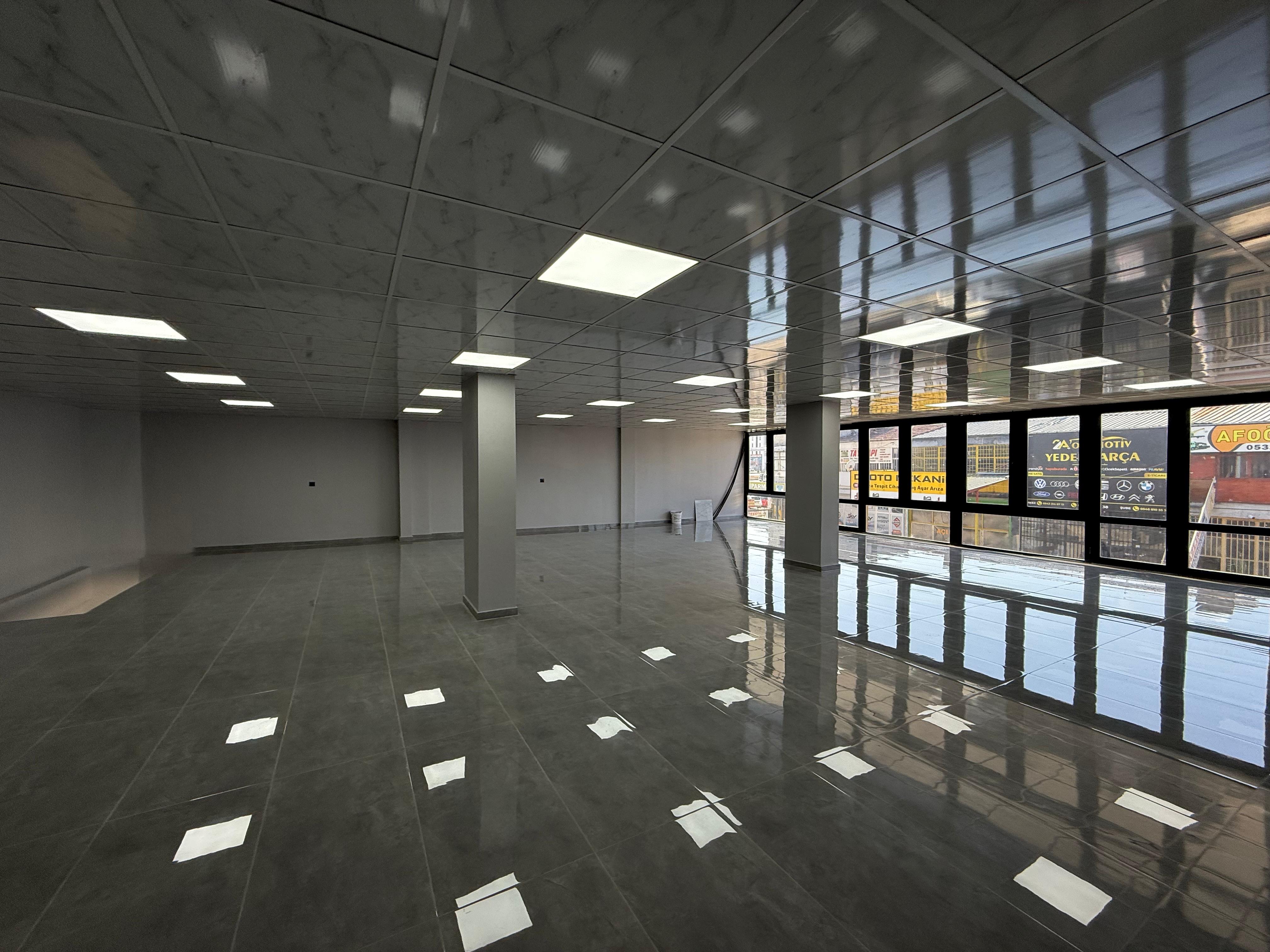 GALERİCİLER SİTESİ KARŞISINDA 350 M² İKİ KATLI KİRALIK DÜKKAN - 12