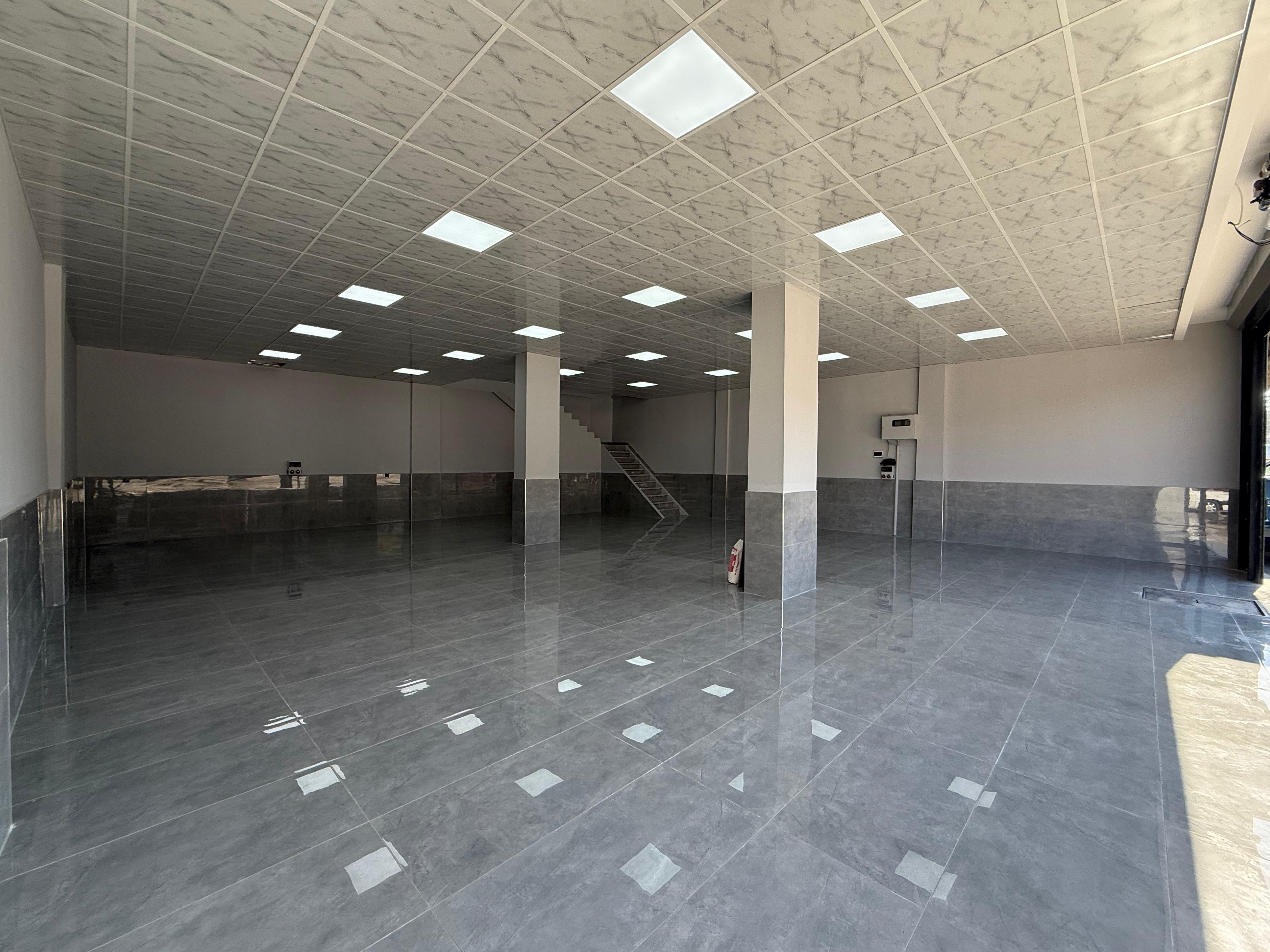 GALERİCİLER SİTESİ KARŞISINDA 350 M² İKİ KATLI KİRALIK DÜKKAN - 3