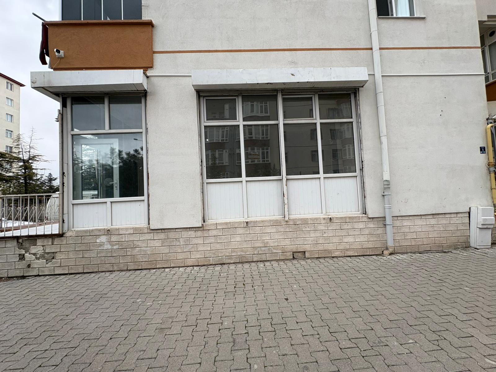 KOCASİNAN HOCAAHMET YESEVİ MAHALLESİ SATILIK DÜKKAN - 3
