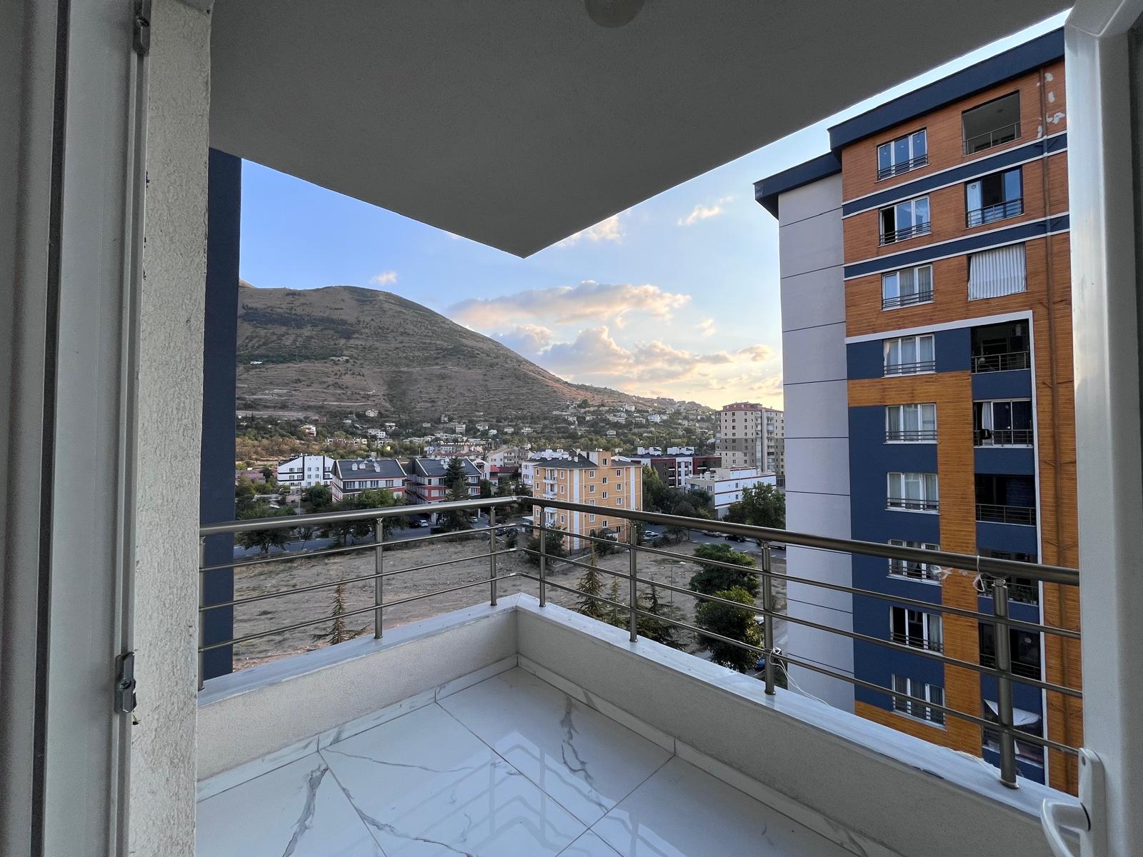 YAŞAR GYO TALAS BAHÇELİ EVLERDE SIFIR 2.5+1 SATILIK DAİRE - 4