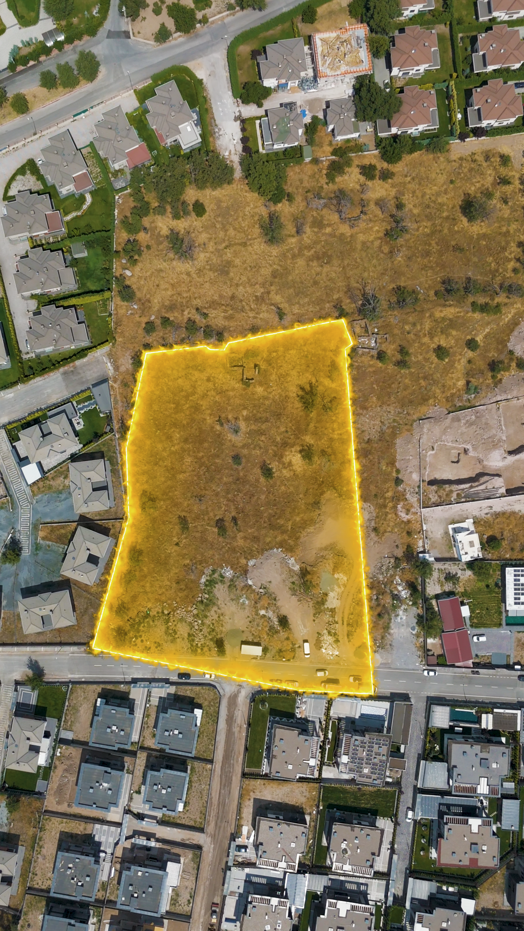 Yaşar Gayrimenkulden Erenköyde Satılık 2.042 m2  Arsa - 2